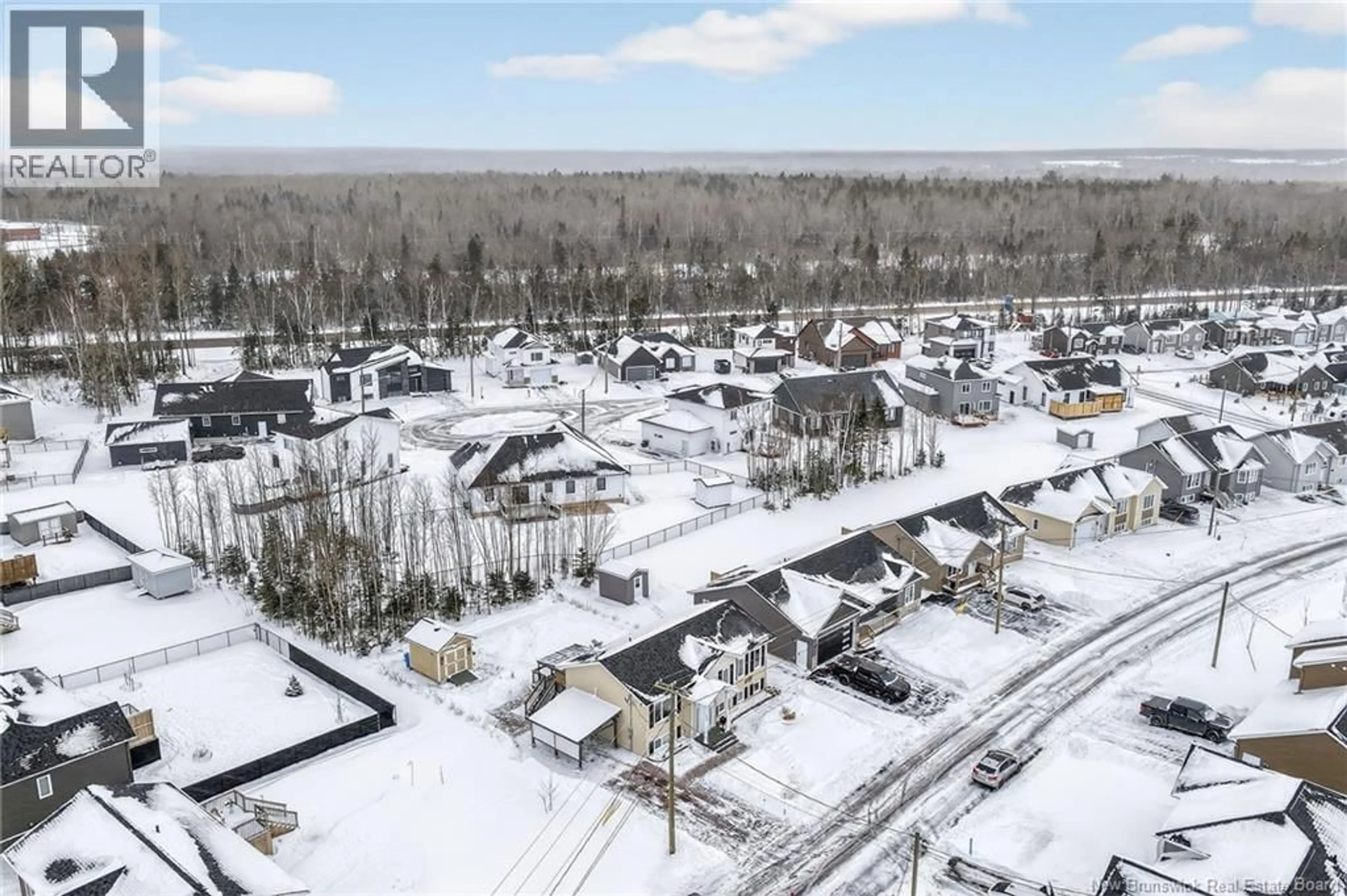 A pic from outside/outdoor area/front of a property/back of a property/a pic from drone, mountain view for 303 CHATELLERAULT, Shediac New Brunswick E4P0L3