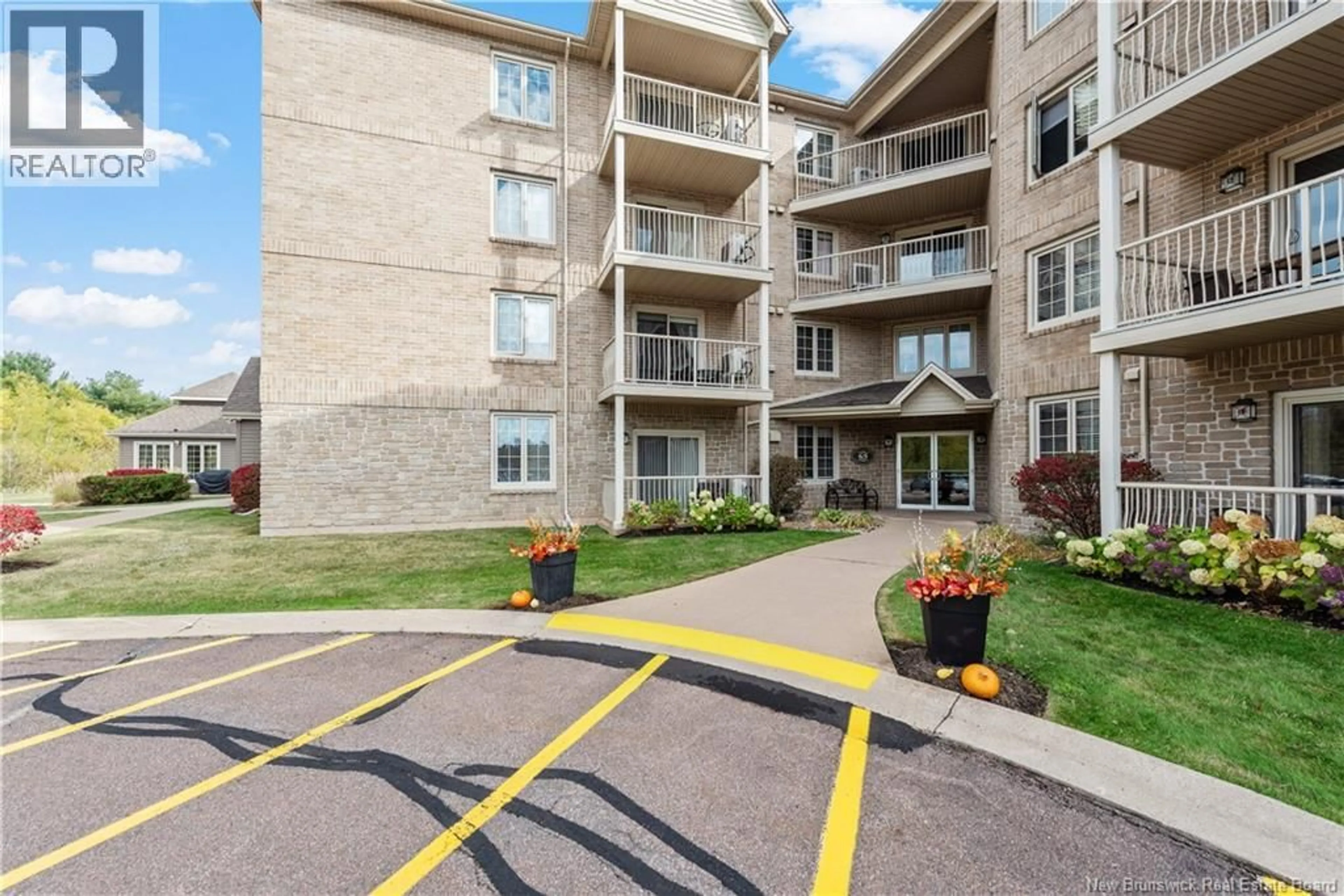 Patio, unknown for 112 - 65 DIAMOND HEAD, Moncton New Brunswick E1G0V6