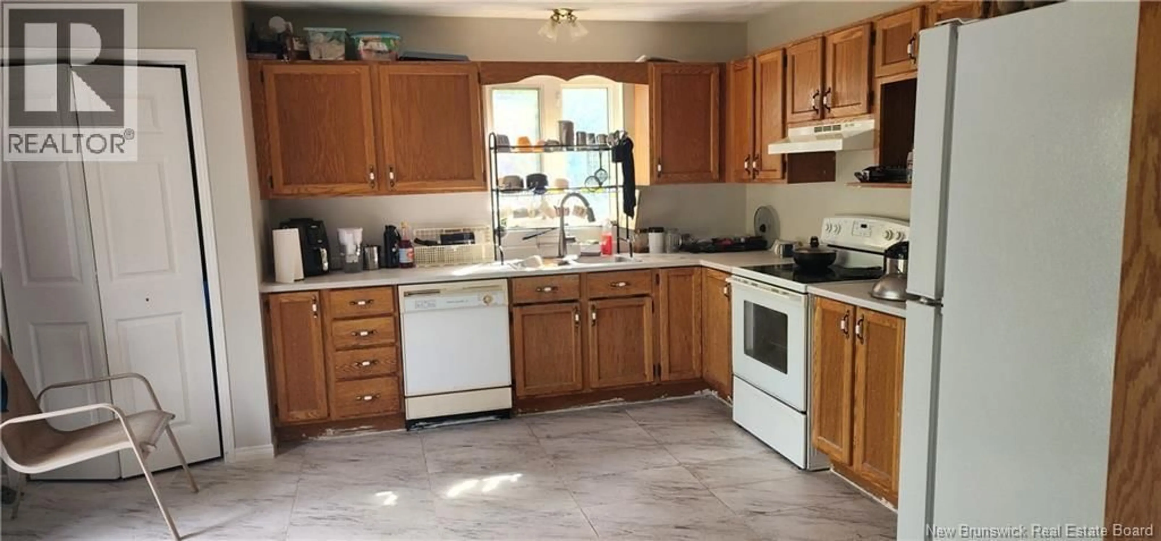 Standard kitchen, ceramic/tile floor for 225 KENDRA, Moncton New Brunswick E1C8Y4