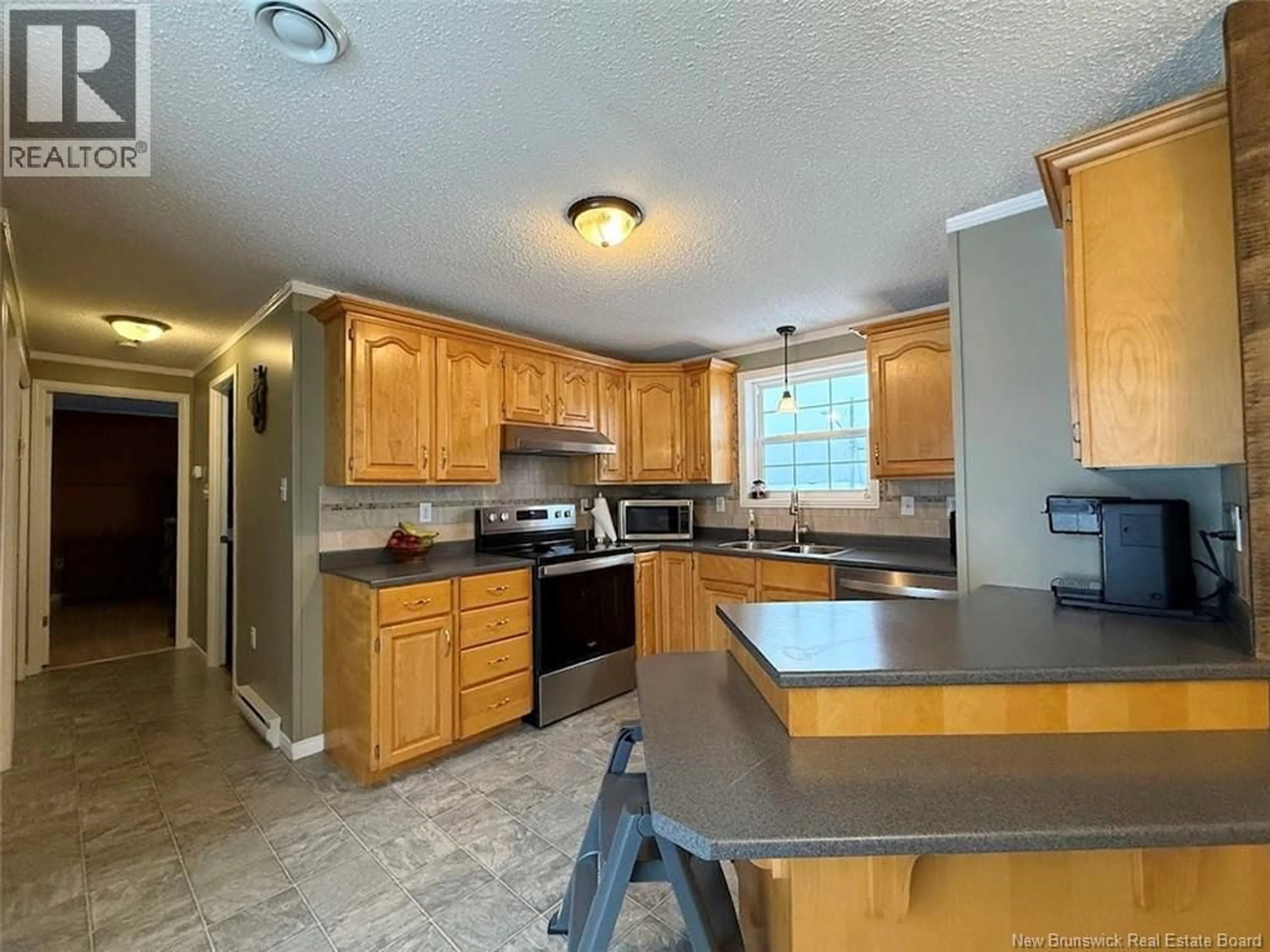 Unknown for 1 KENT STREET, Saint-Jacques New Brunswick E7B2Y9