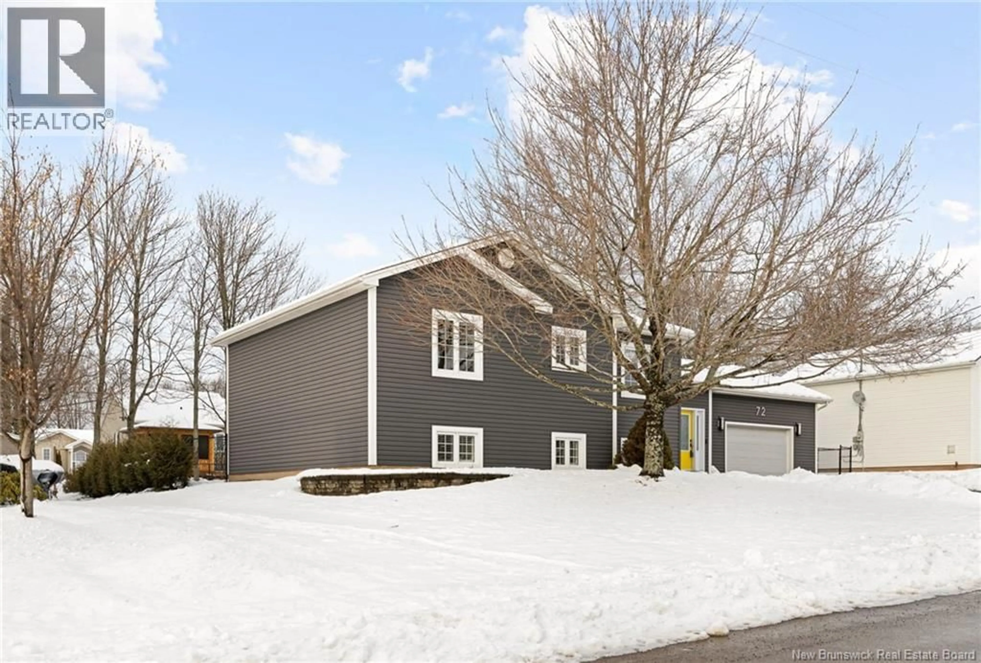 Unknown for 72 PELAGIE STREET, Dieppe New Brunswick E1A7R7