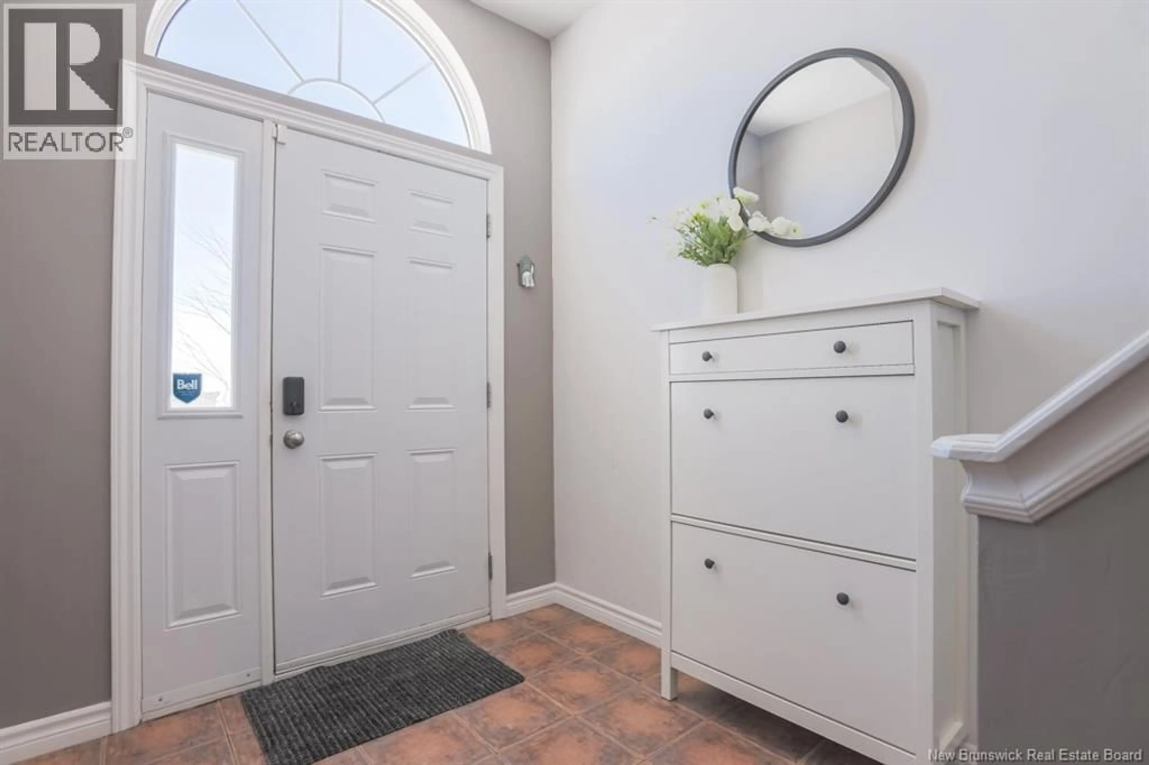 Indoor entryway for 75 CARLILE CRESCENT, Saint John New Brunswick E2J5C3