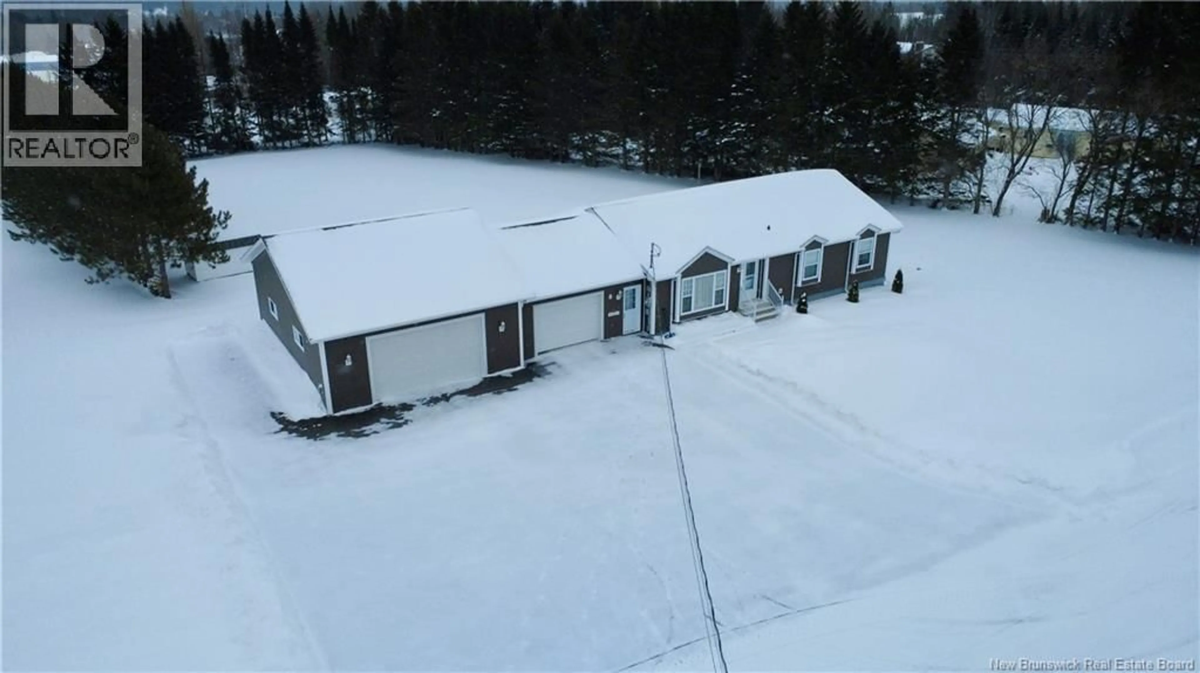 A pic from outside/outdoor area/front of a property/back of a property/a pic from drone, building for 8 KENNEBEC STREET, Perth-Andover New Brunswick E7H2J4