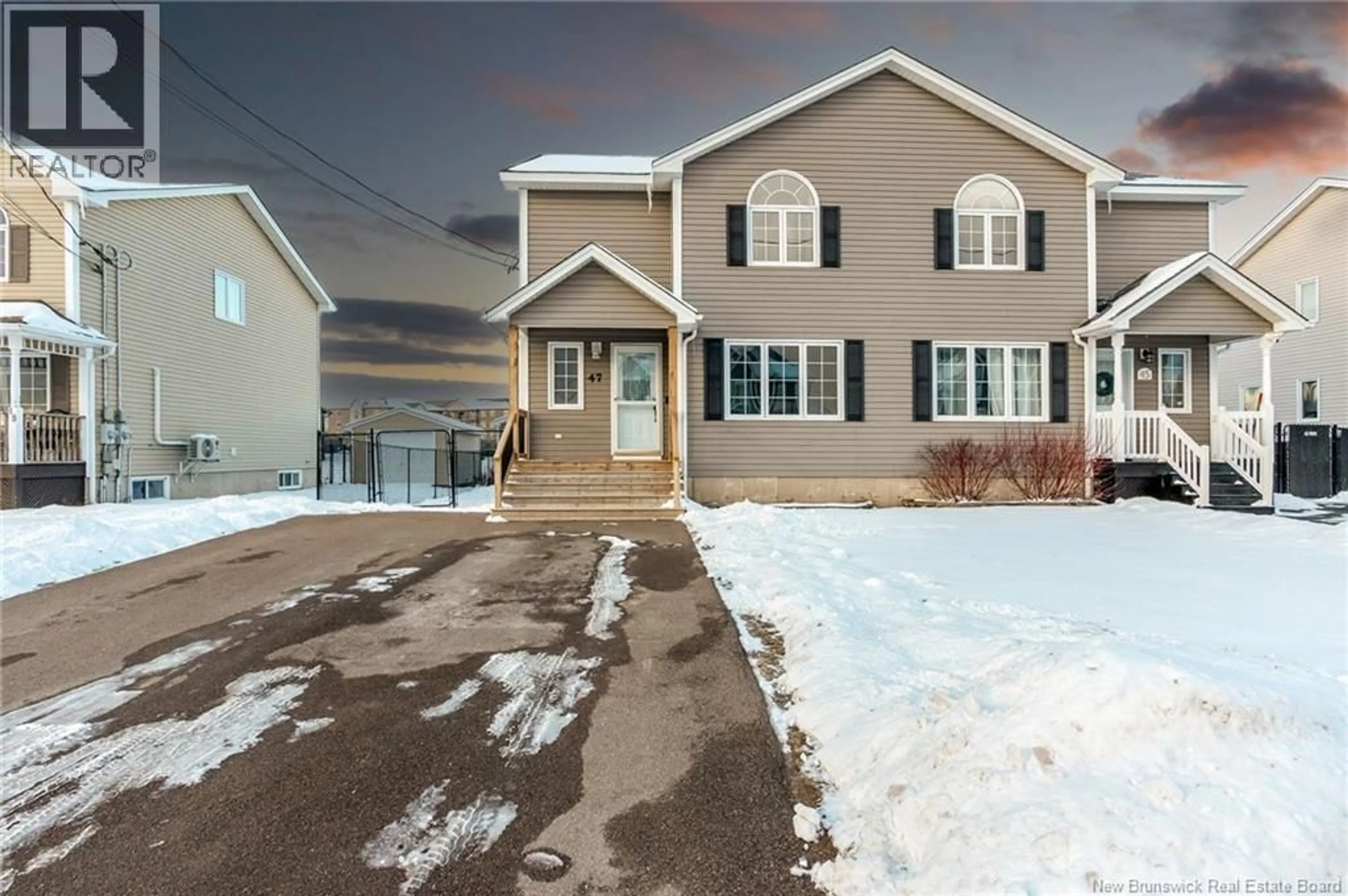 Home with vinyl exterior material, street for 47 COACHMEN, Riverview New Brunswick E1B0K2