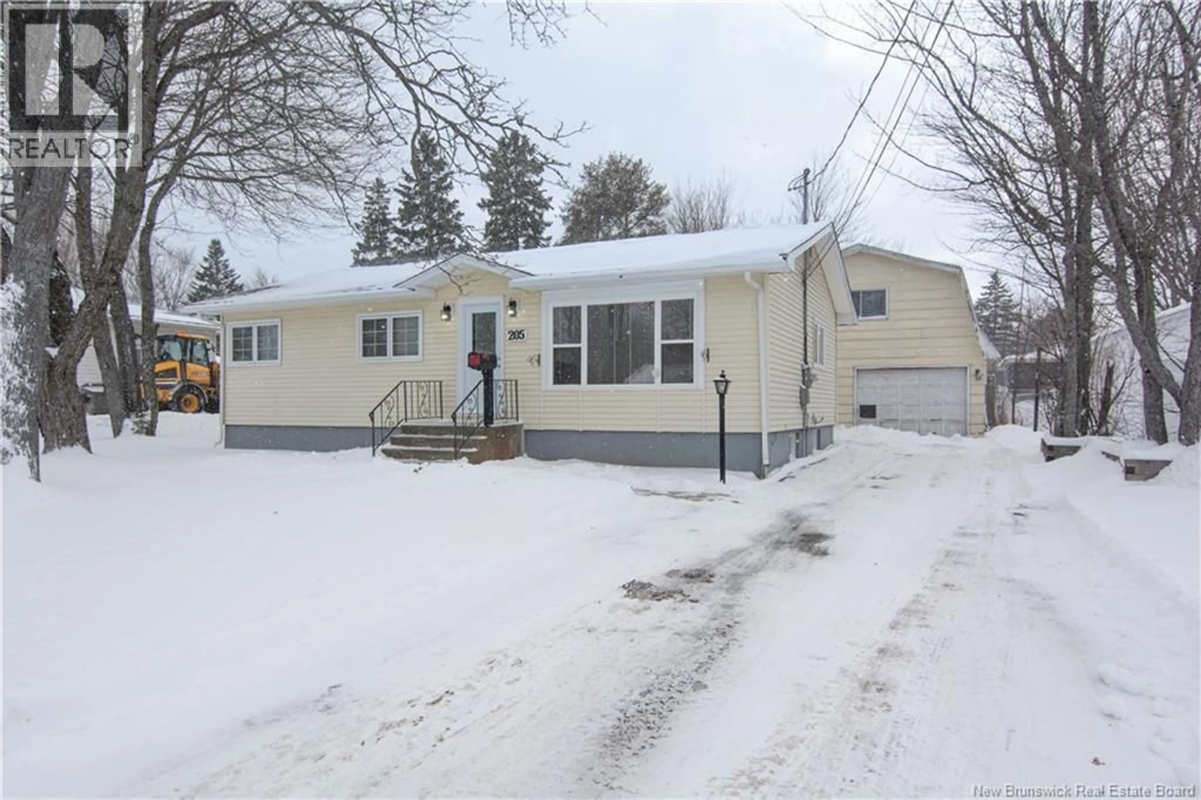 Unknown for 205 CANTERBURY AVENUE, Riverview New Brunswick E1B2R6