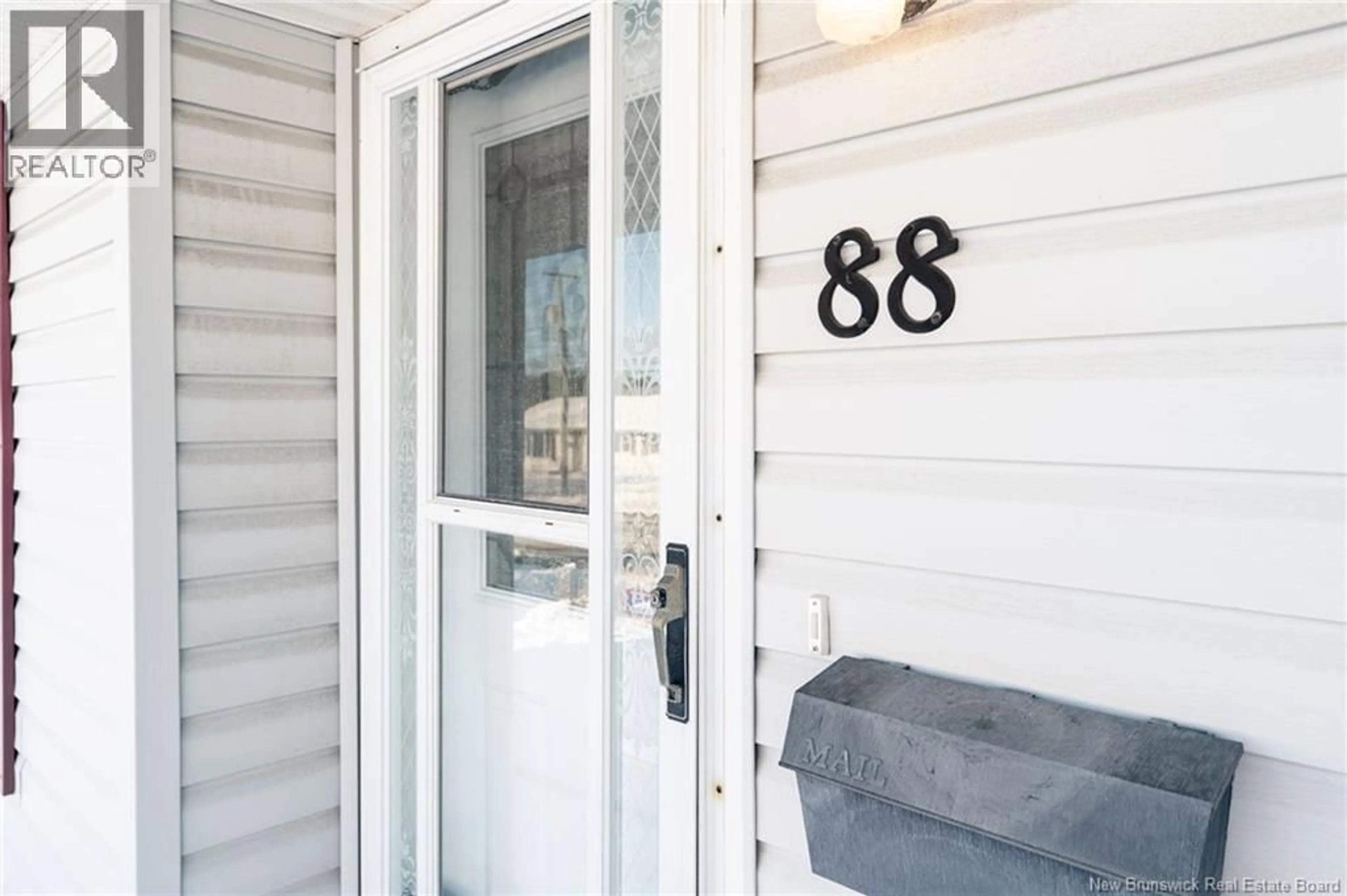 Indoor entryway for 88 CHAMPLAIN DRIVE, Saint John New Brunswick E2J3E1