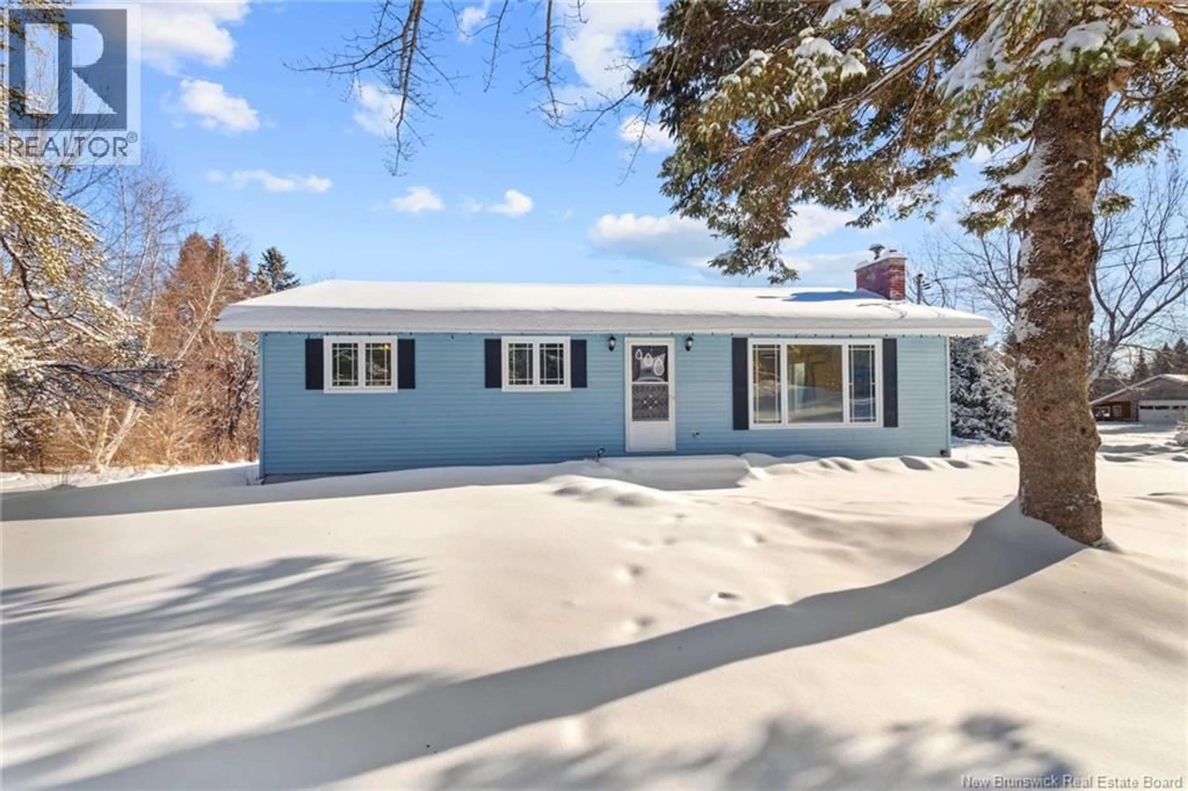 Home with vinyl exterior material, street for 1421 ROUTE 101, Nasonworth New Brunswick E3V2C8