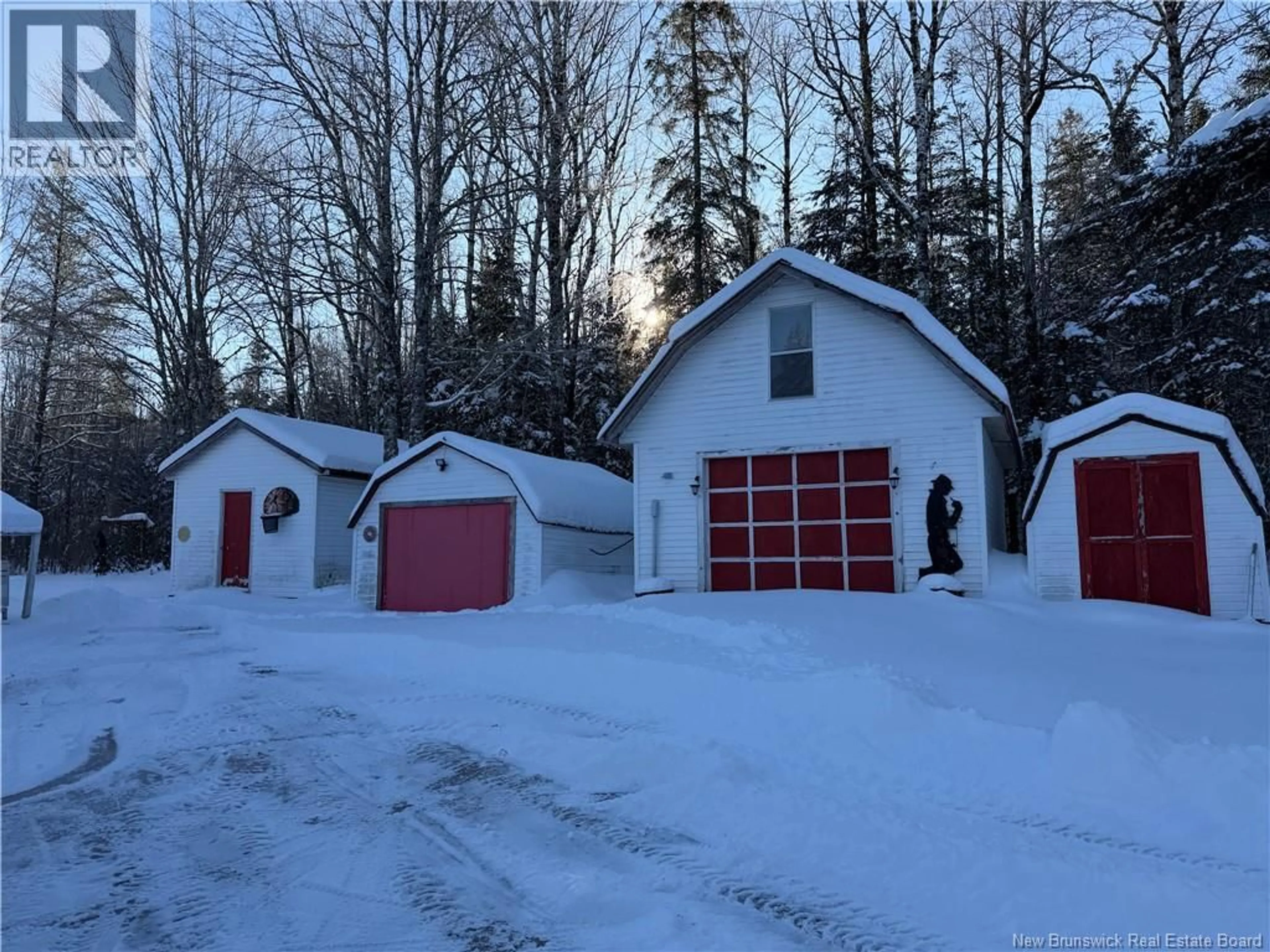 Indoor garage for 585 SALEM ROAD, Havelock New Brunswick E4Z5S3