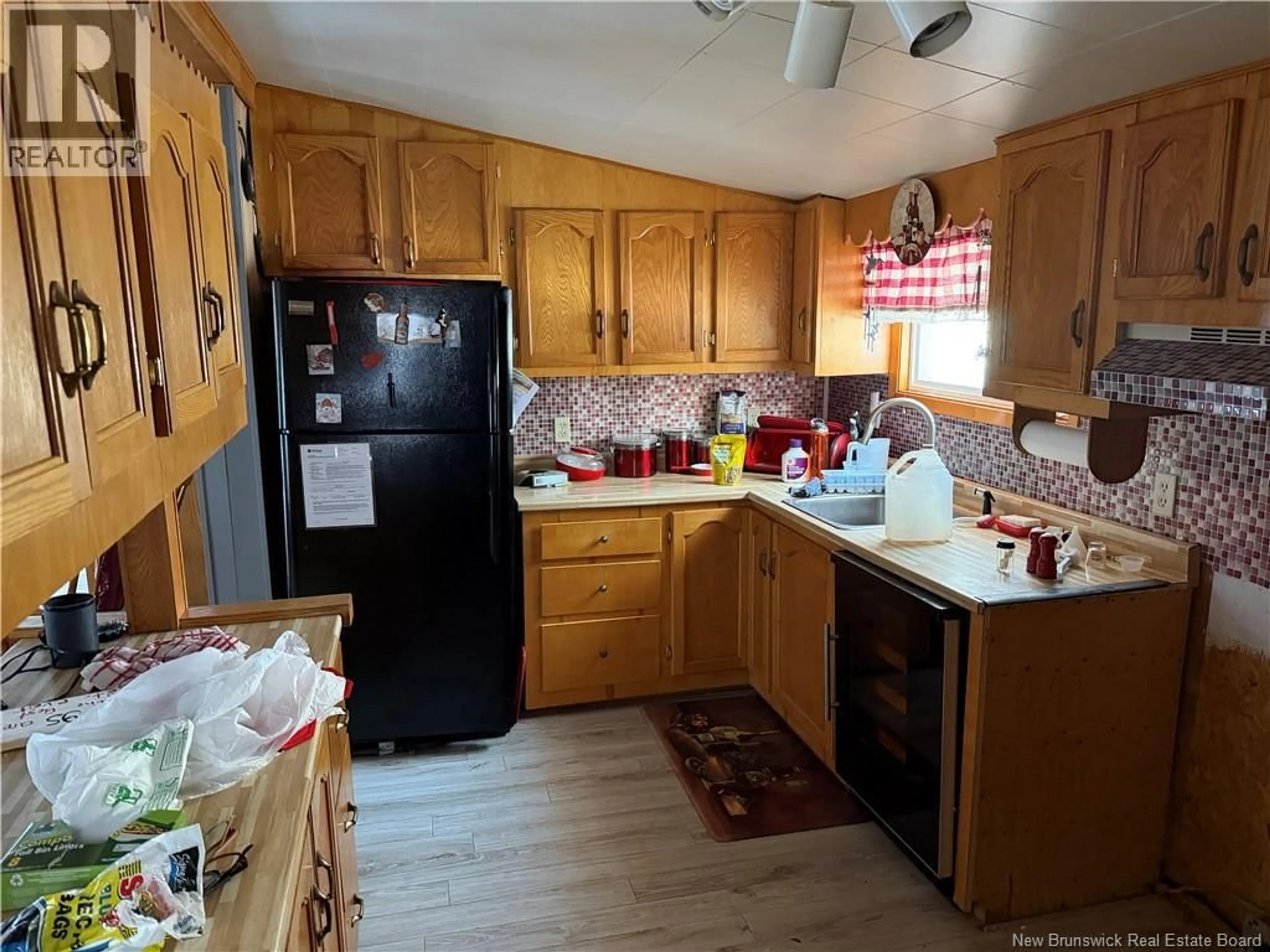 Standard kitchen, unknown for 585 SALEM ROAD, Havelock New Brunswick E4Z5S3