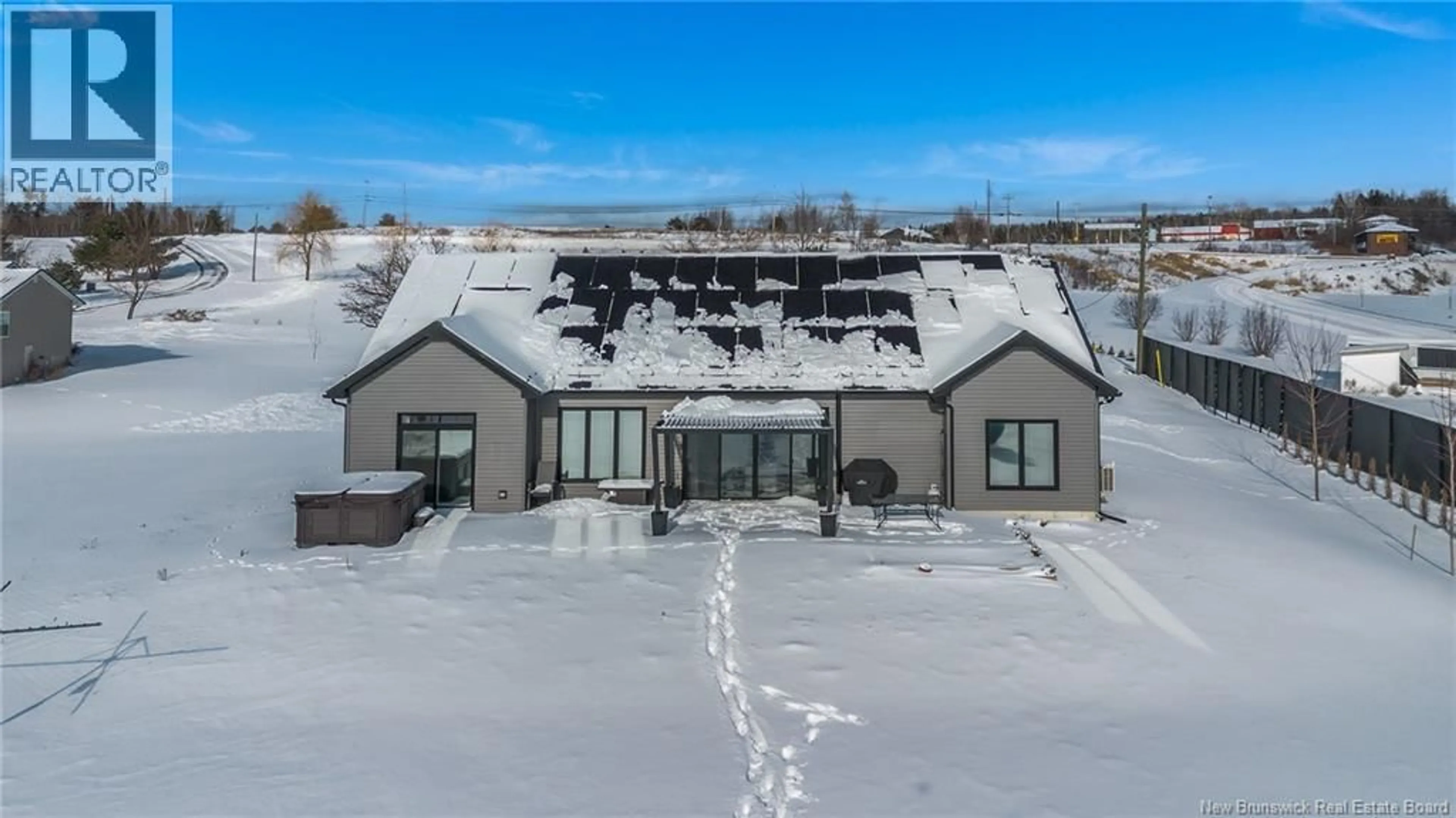 A pic from outside/outdoor area/front of a property/back of a property/a pic from drone, building for 723 ROUTE 105, Nackawic New Brunswick E6G1V4