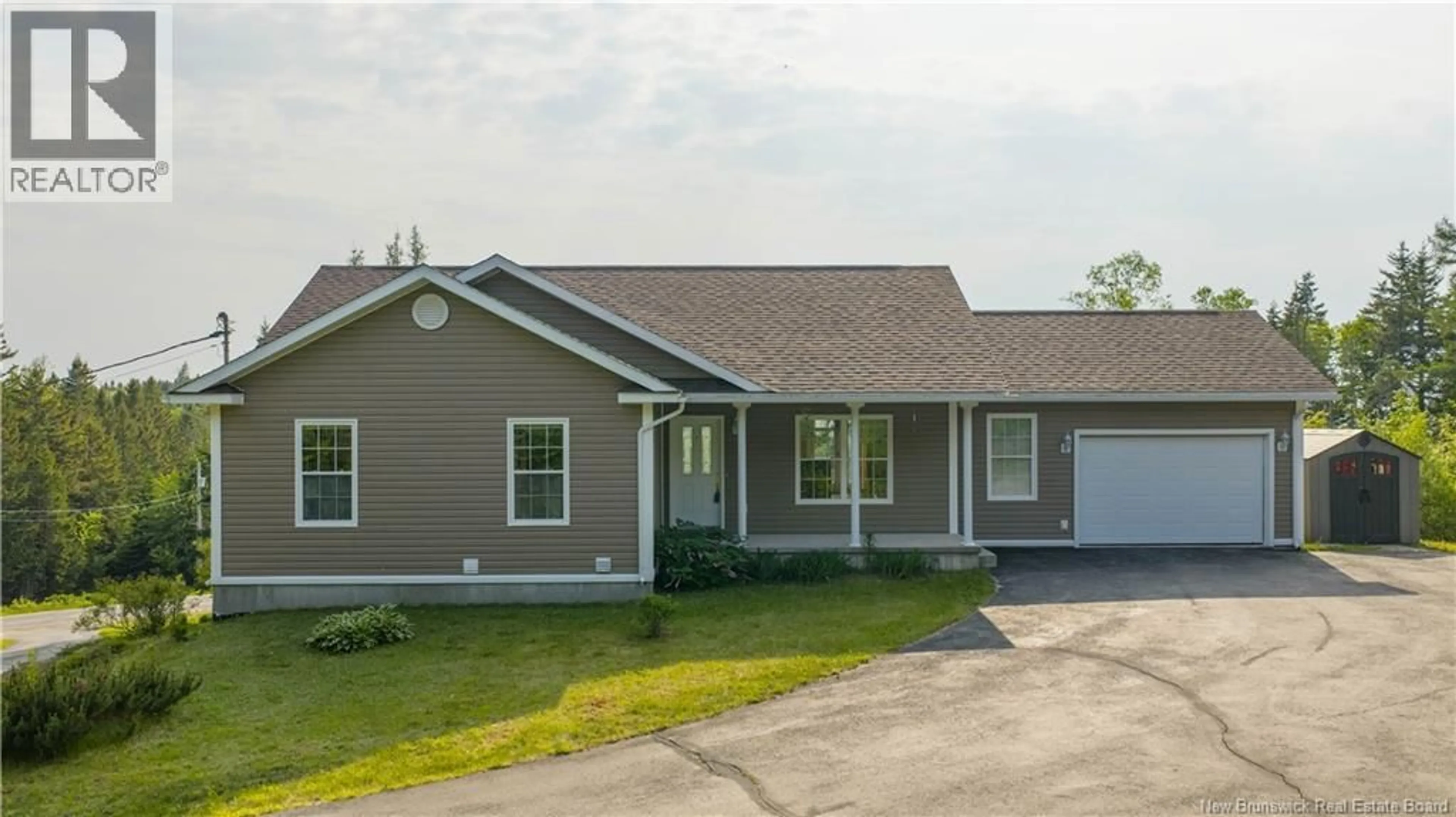 Home with vinyl exterior material, street for 475 SHORE ROAD, Breadalbane New Brunswick E5C1P2