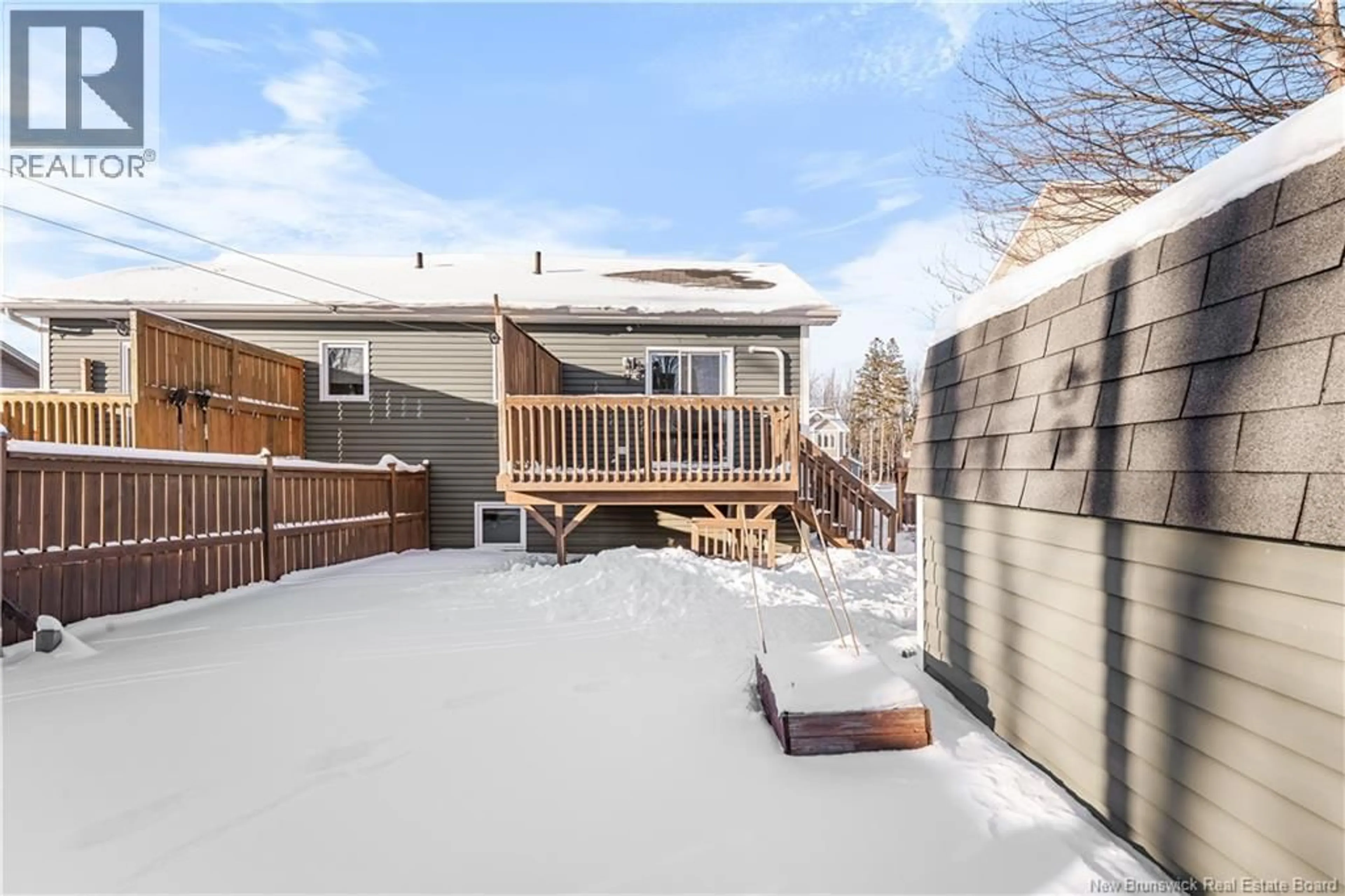 Patio, mountain view for 125 BELLE-FORET, Dieppe New Brunswick E1A9E6