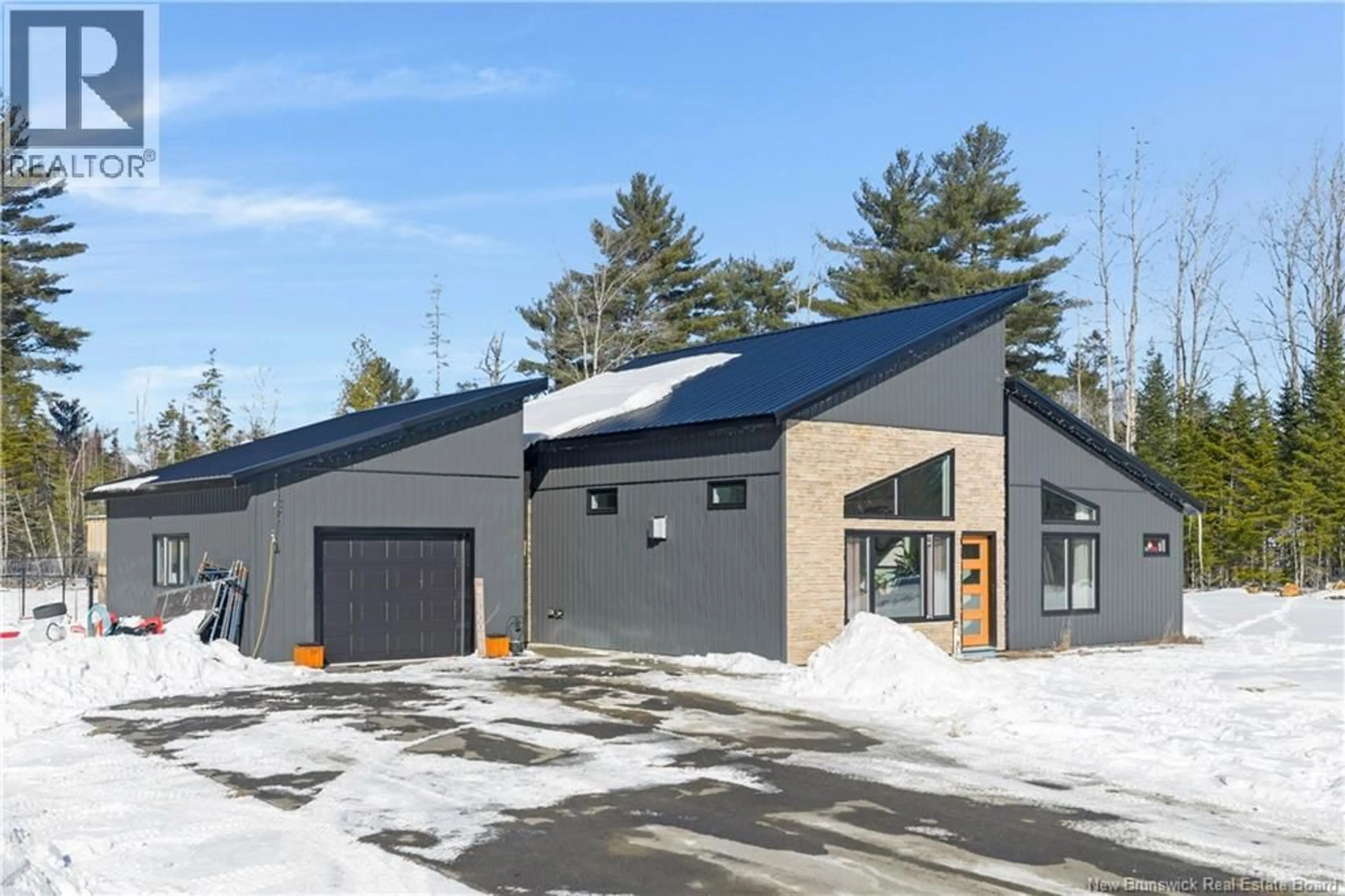 Unknown for 9 CREST AVENUE, Heathland New Brunswick E3L0G8
