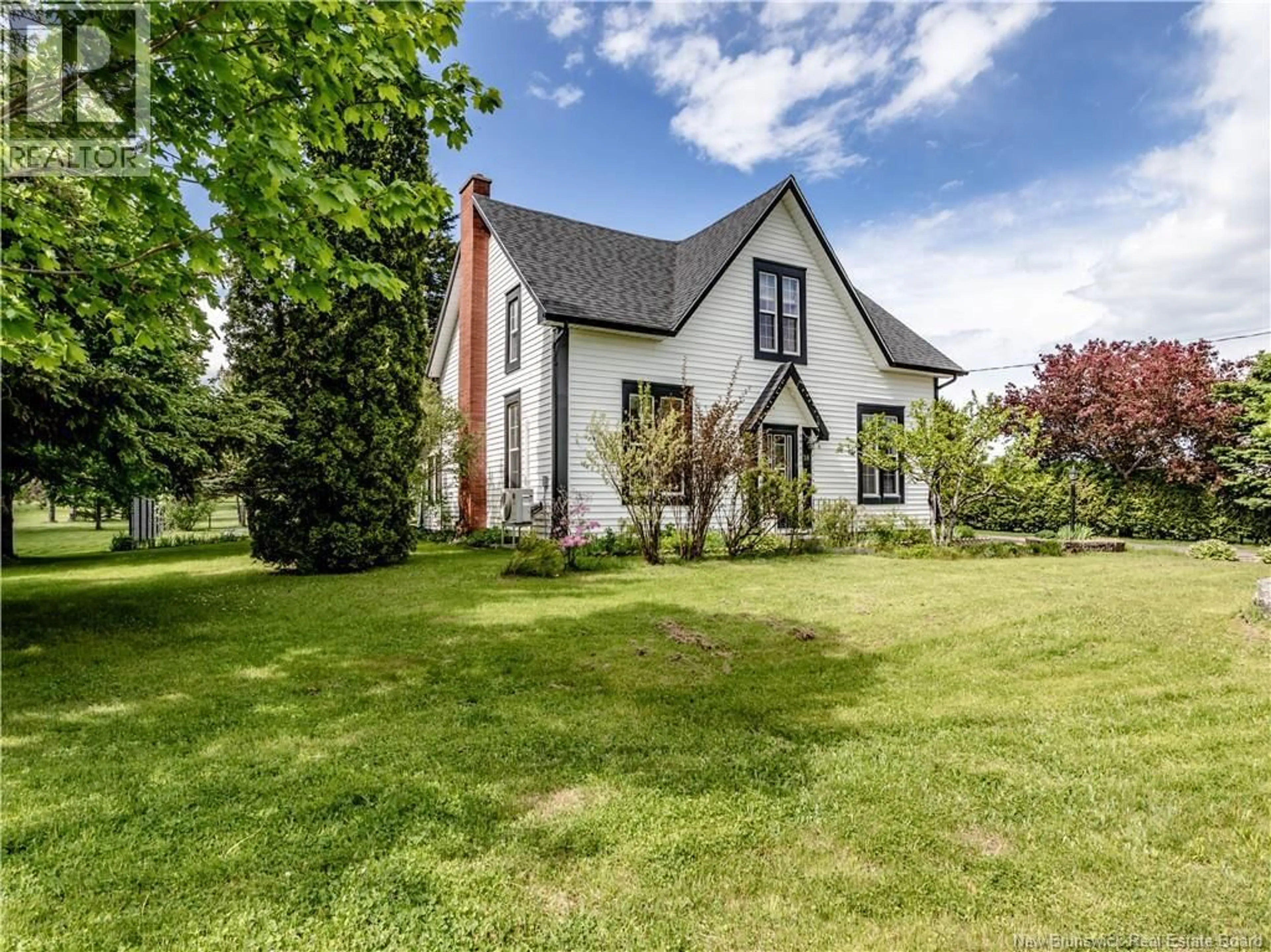 A pic from outside/outdoor area/front of a property/back of a property/a pic from drone, street for 24 BONAR LAW, Rexton New Brunswick E4W1V8