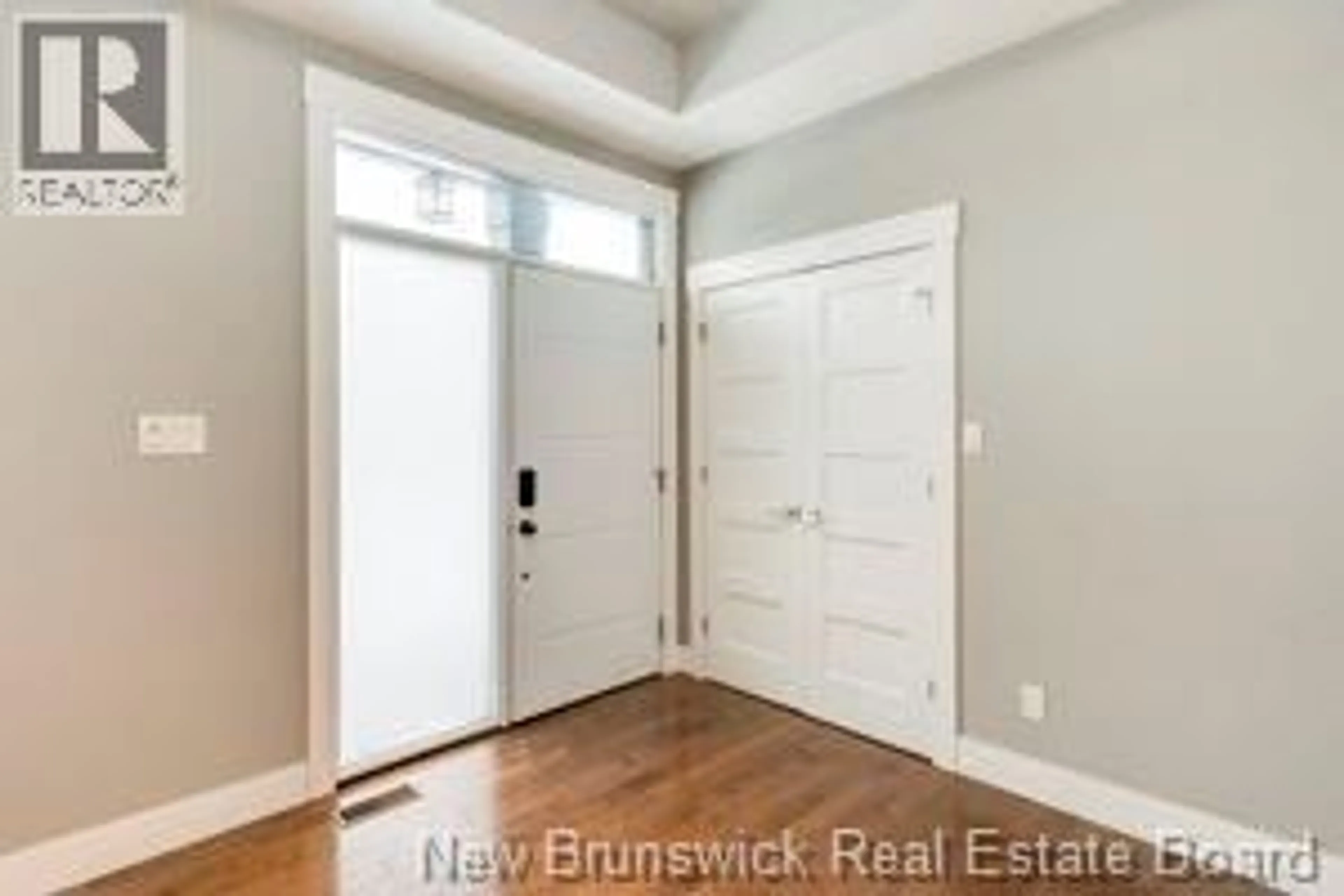 Indoor entryway for 55 LAROCHELLE STREET, Dieppe New Brunswick E1A0E6
