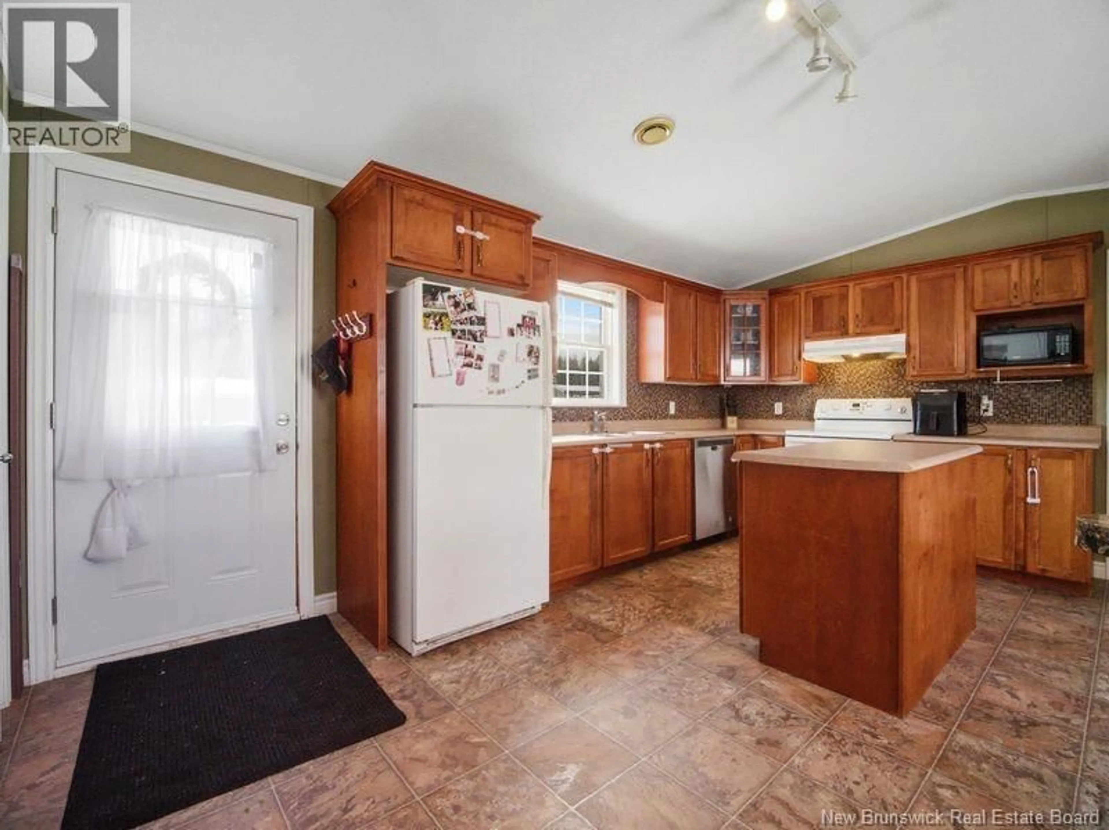 Standard kitchen, ceramic/tile floor for 15 RIVER EAST DRIVE, Riverview New Brunswick E1B5B1