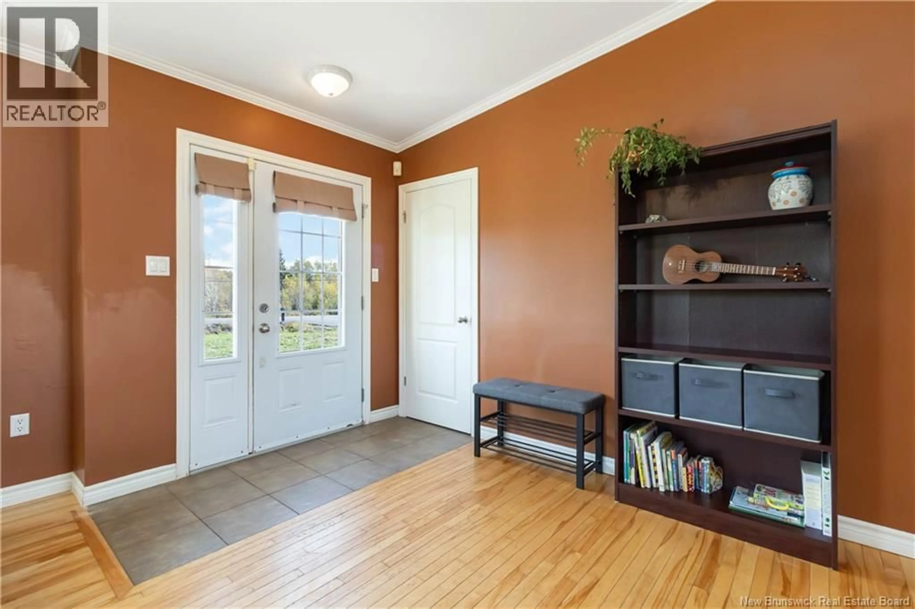 Indoor entryway for 2282 ROUTE 490, Ammon New Brunswick E1G3P4