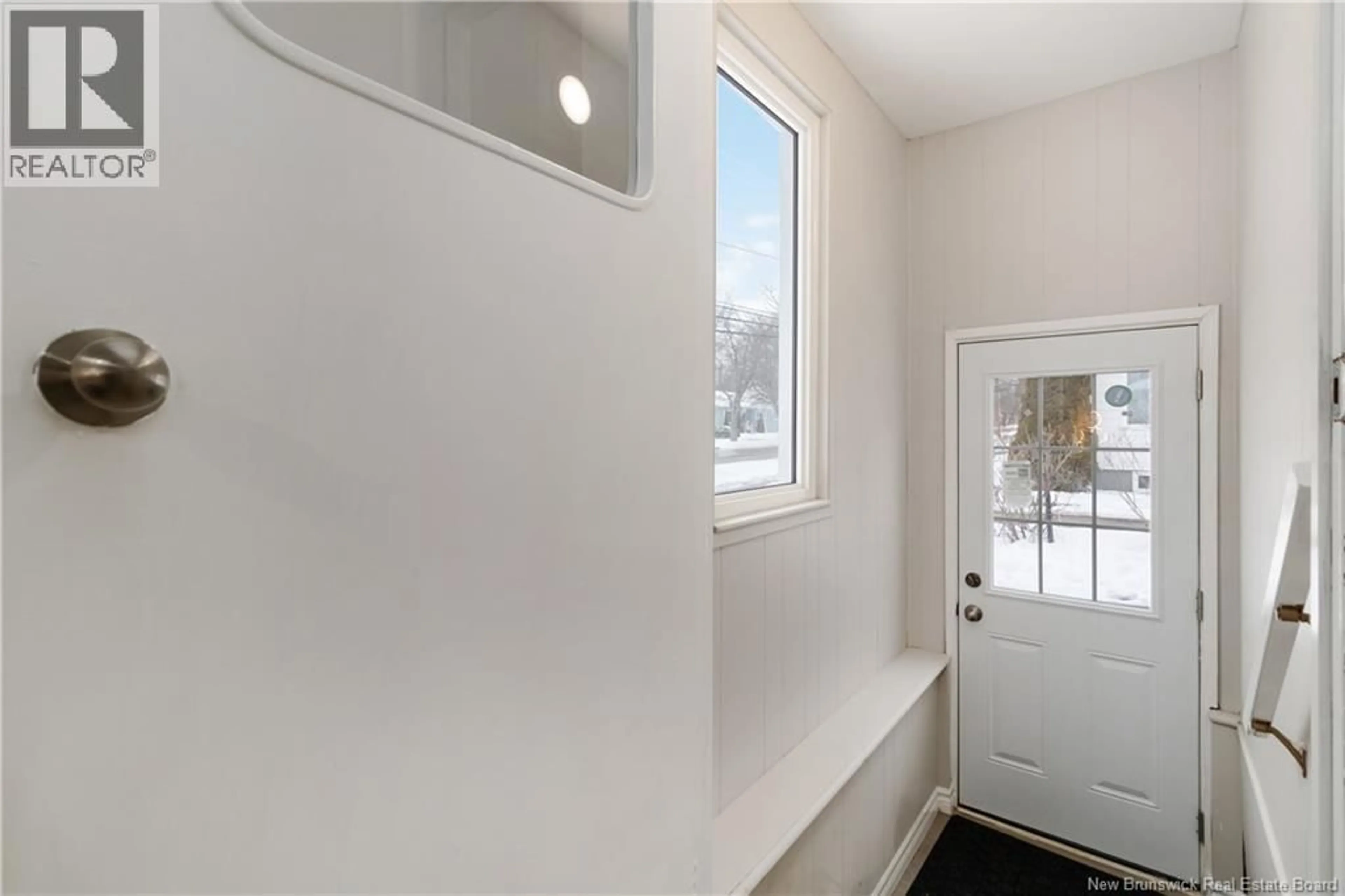 Indoor entryway for 97 MILNER ROAD, Moncton New Brunswick E1E2S2