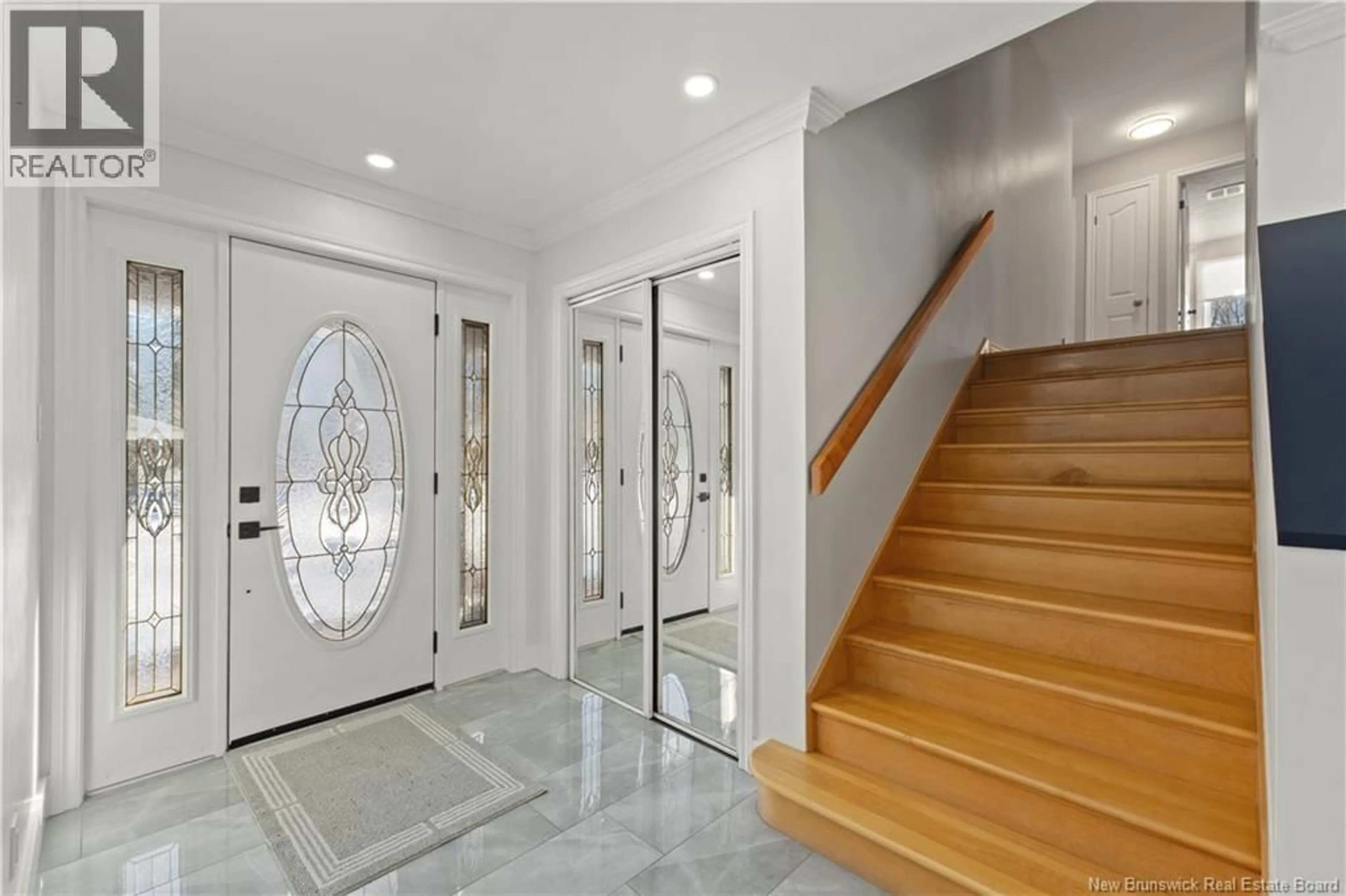 Indoor foyer for 46 WEBSTER STREET, Shediac New Brunswick E4P2X3