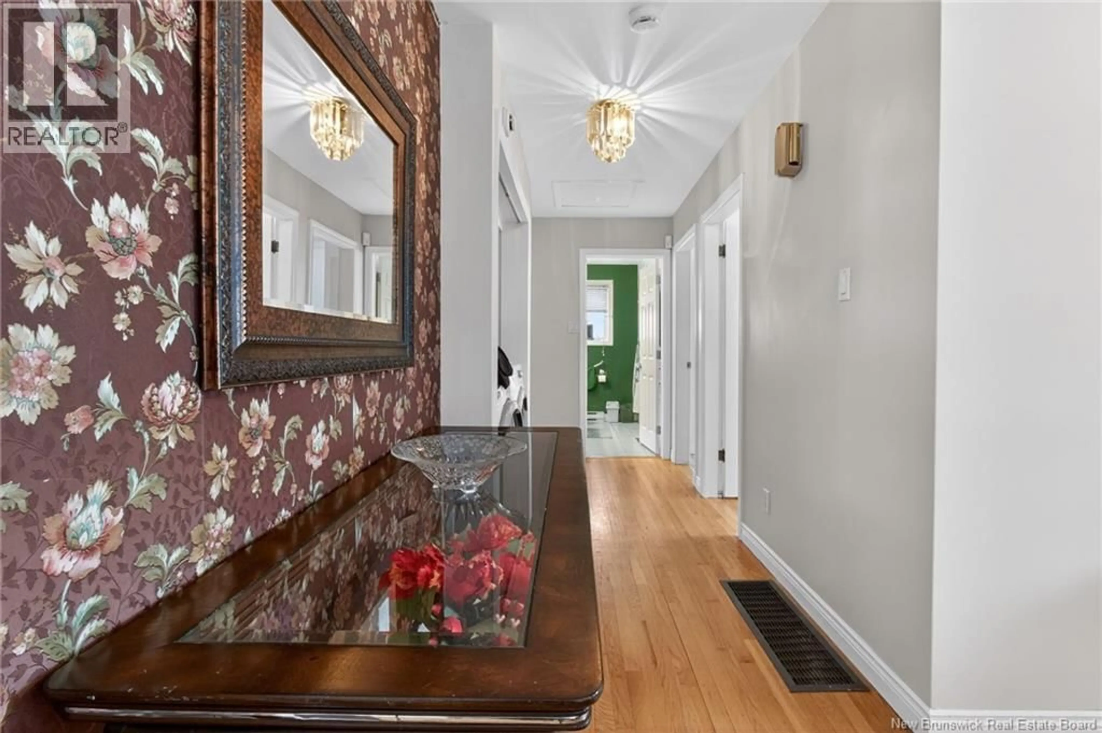 Indoor entryway for 14 CARNEY AVENUE, Moncton New Brunswick E1C4H5