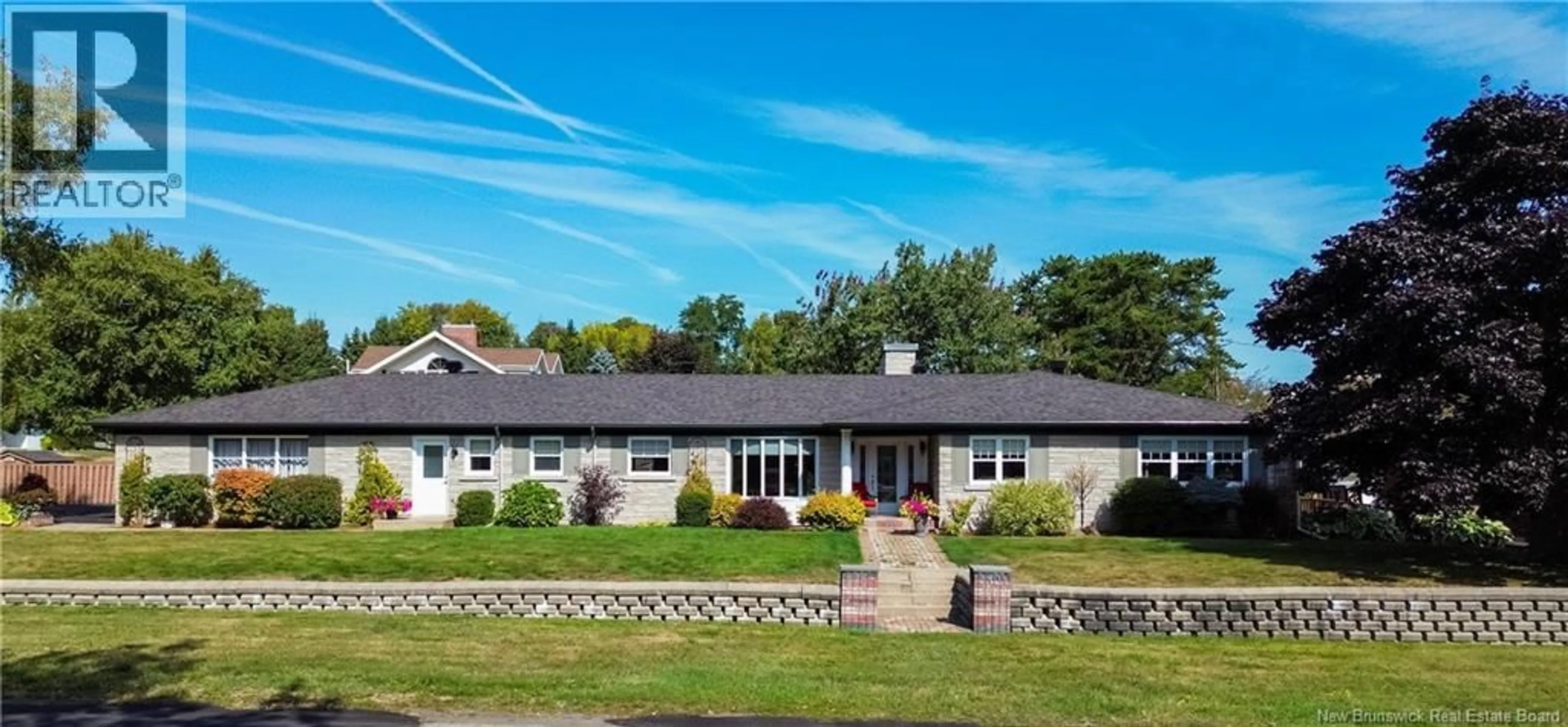 A pic from outside/outdoor area/front of a property/back of a property/a pic from drone, unknown for 249 VAUTOUR STREET, Dalhousie New Brunswick E8C2R3