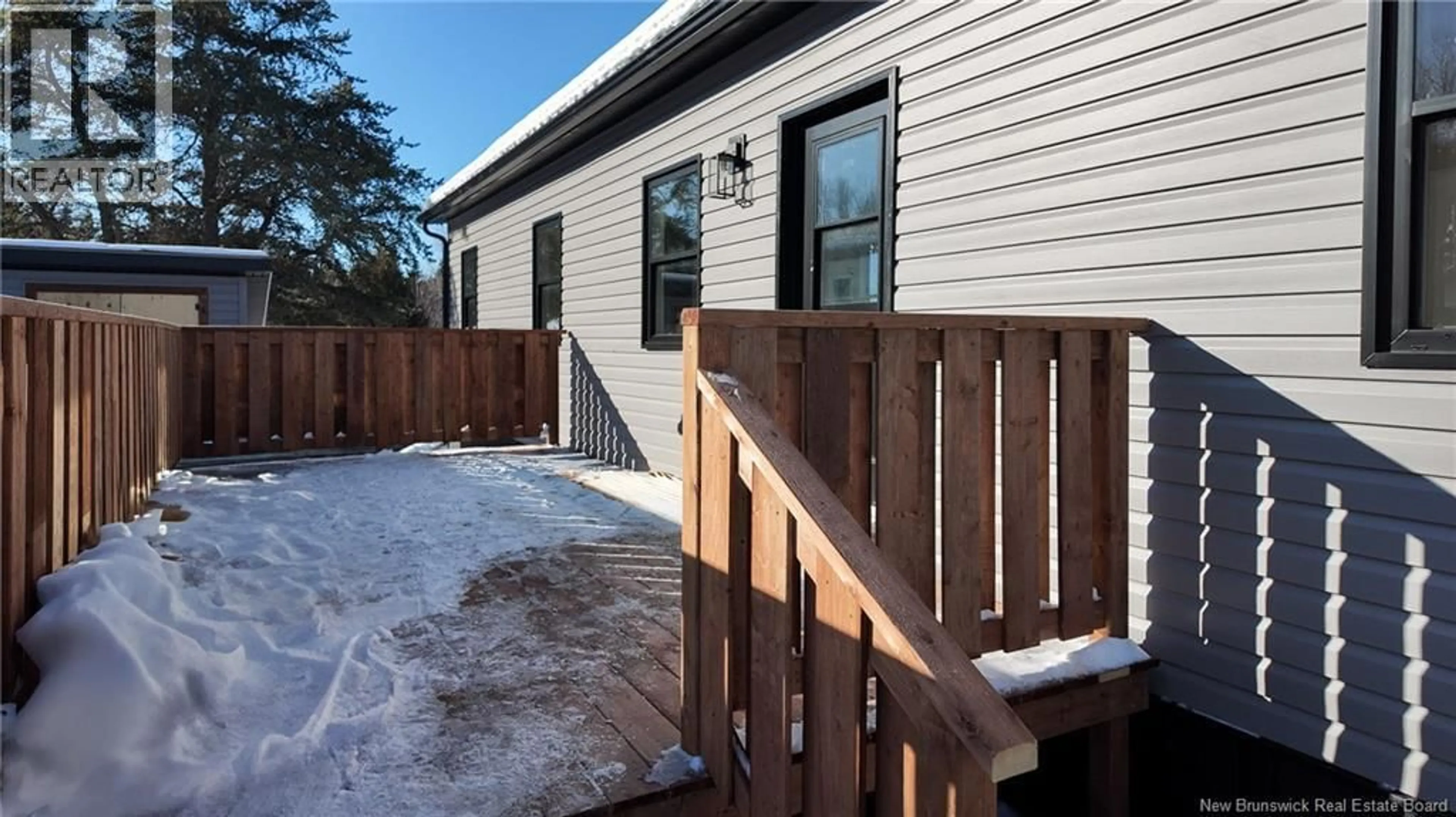 Patio, street for 28 SECOND STREET, Hampton New Brunswick E5N5V1