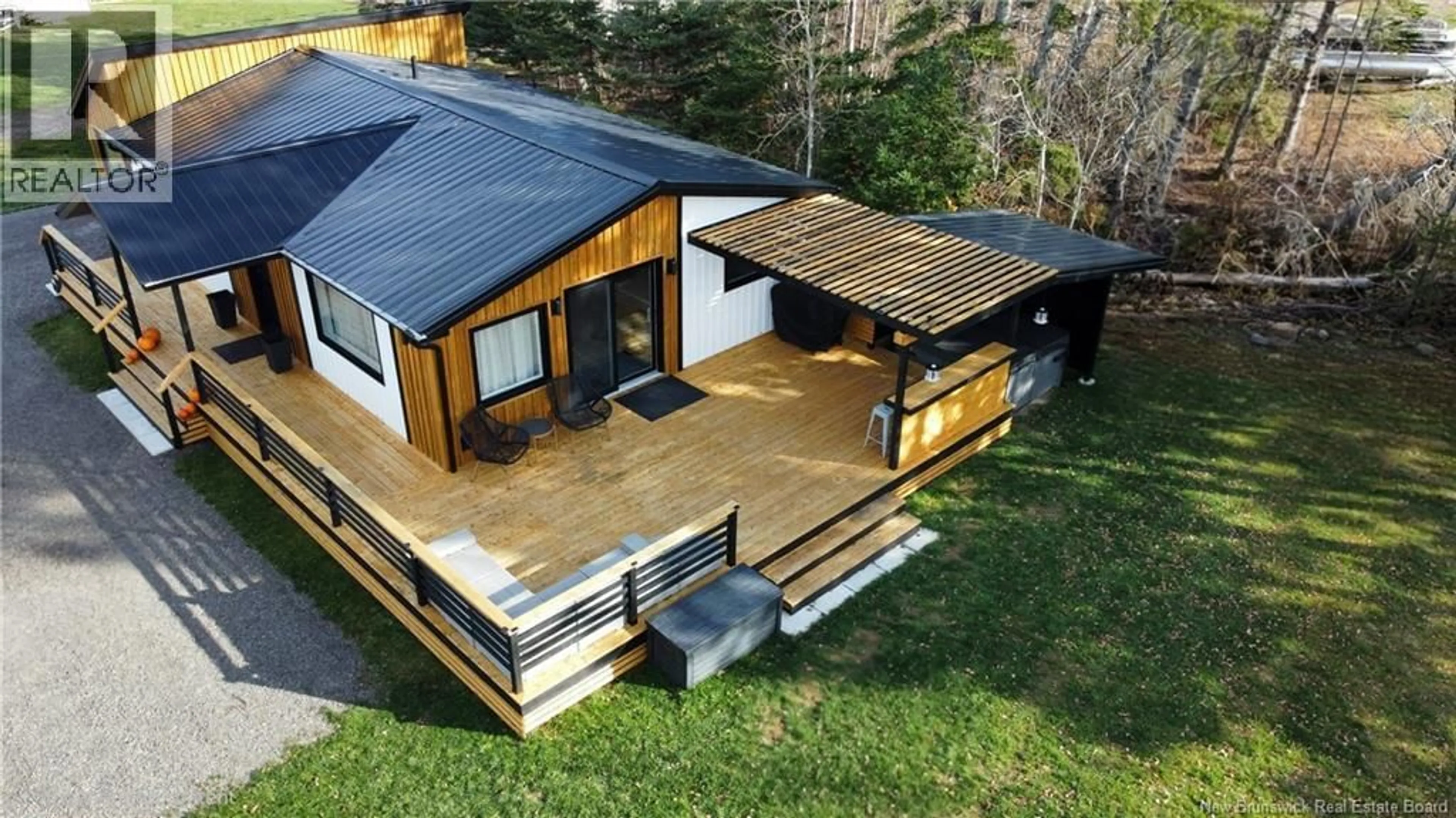 A pic from outside/outdoor area/front of a property/back of a property/a pic from drone, unknown for 17 SANDPIPER PLACE, Grande-Digue New Brunswick E4R5X8