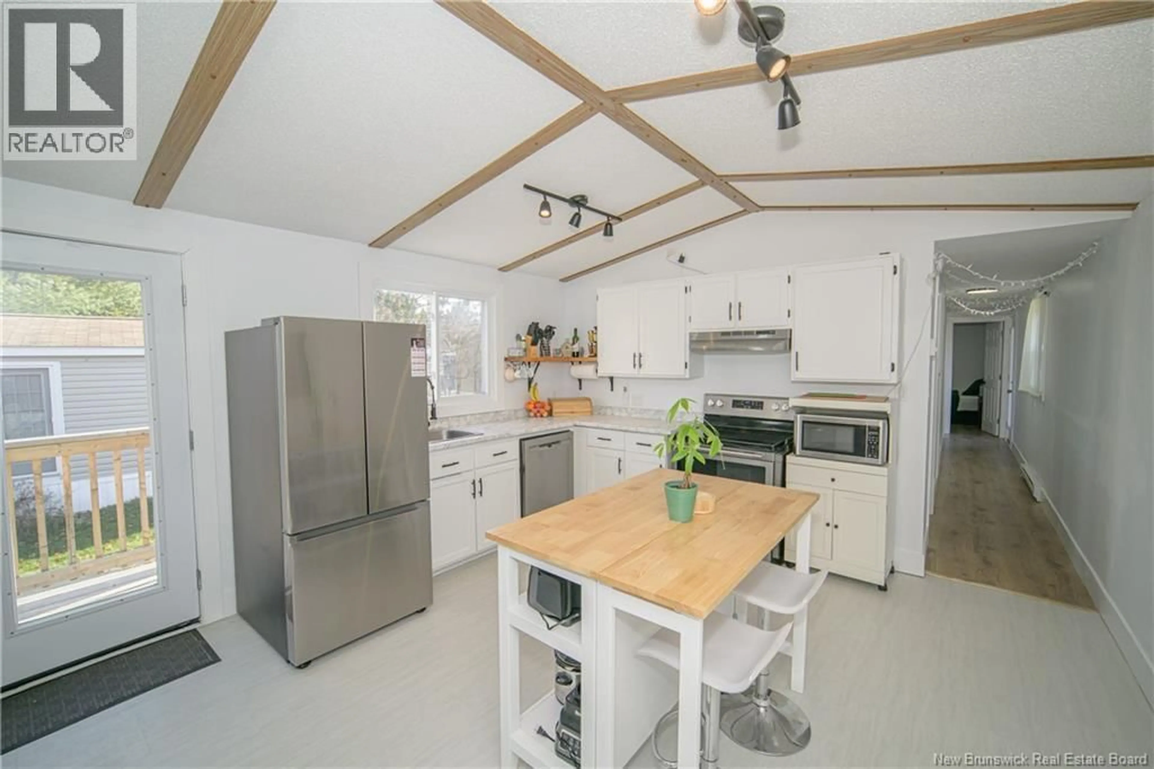 Open concept kitchen, unknown for 214 DRIFTWOOD LOOP, Fredericton New Brunswick E3B7P2