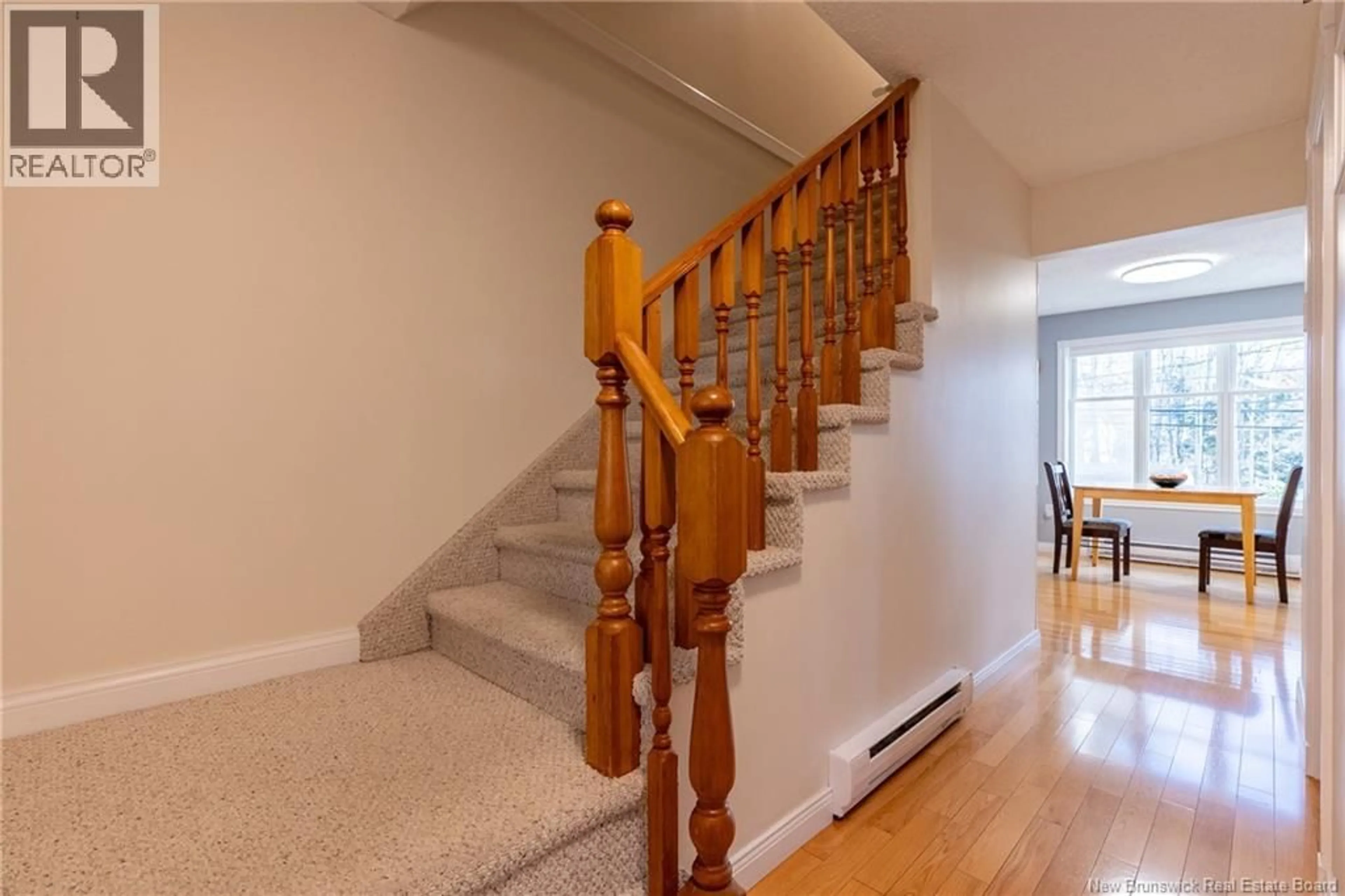 Stairs for 20 GLOUCESTER COURT, Fredericton New Brunswick E3B6E6