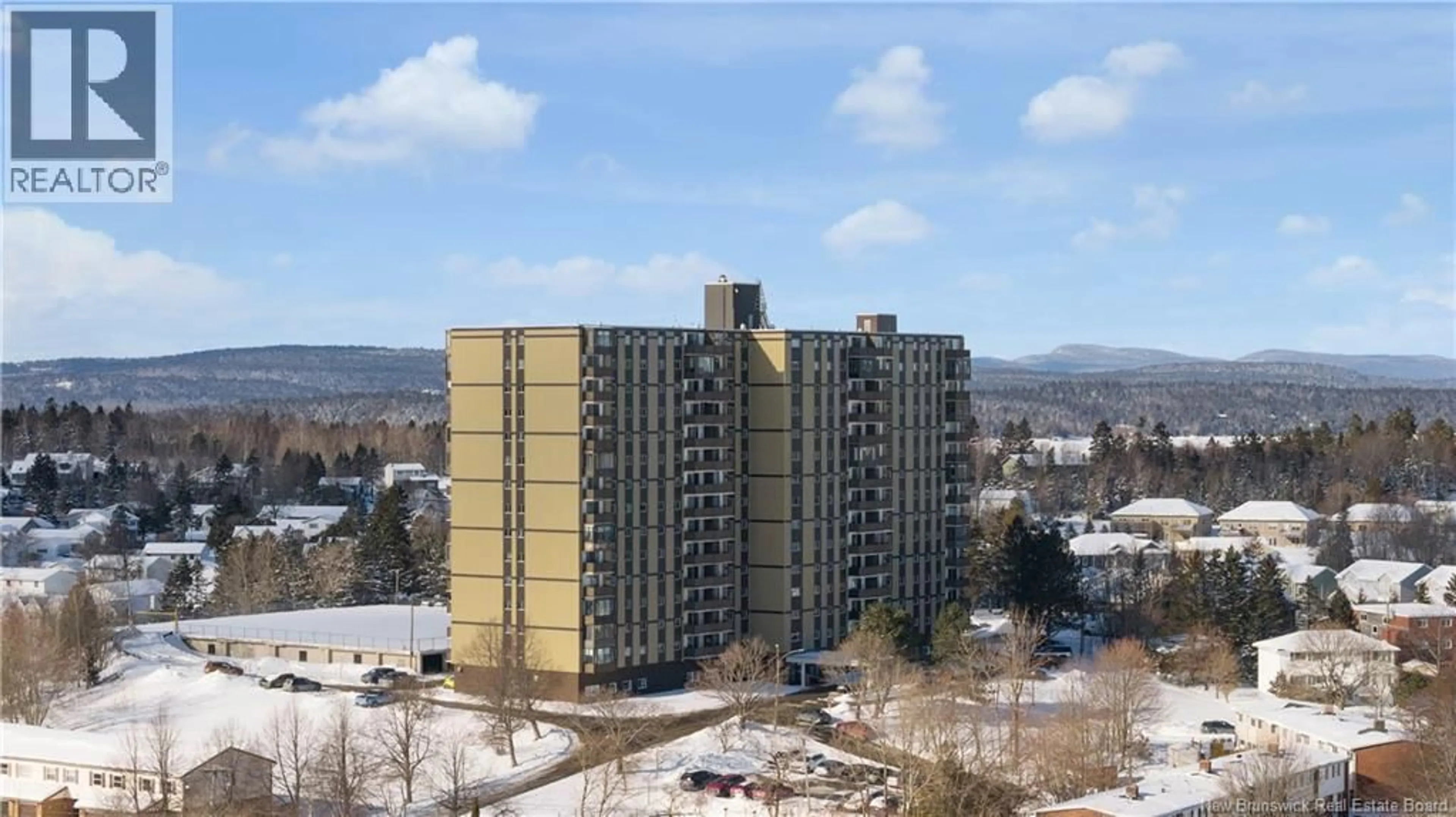 A pic from outside/outdoor area/front of a property/back of a property/a pic from drone, unknown for 1003 - 310 WOODWARD AVENUE, Saint John New Brunswick E2K2L1