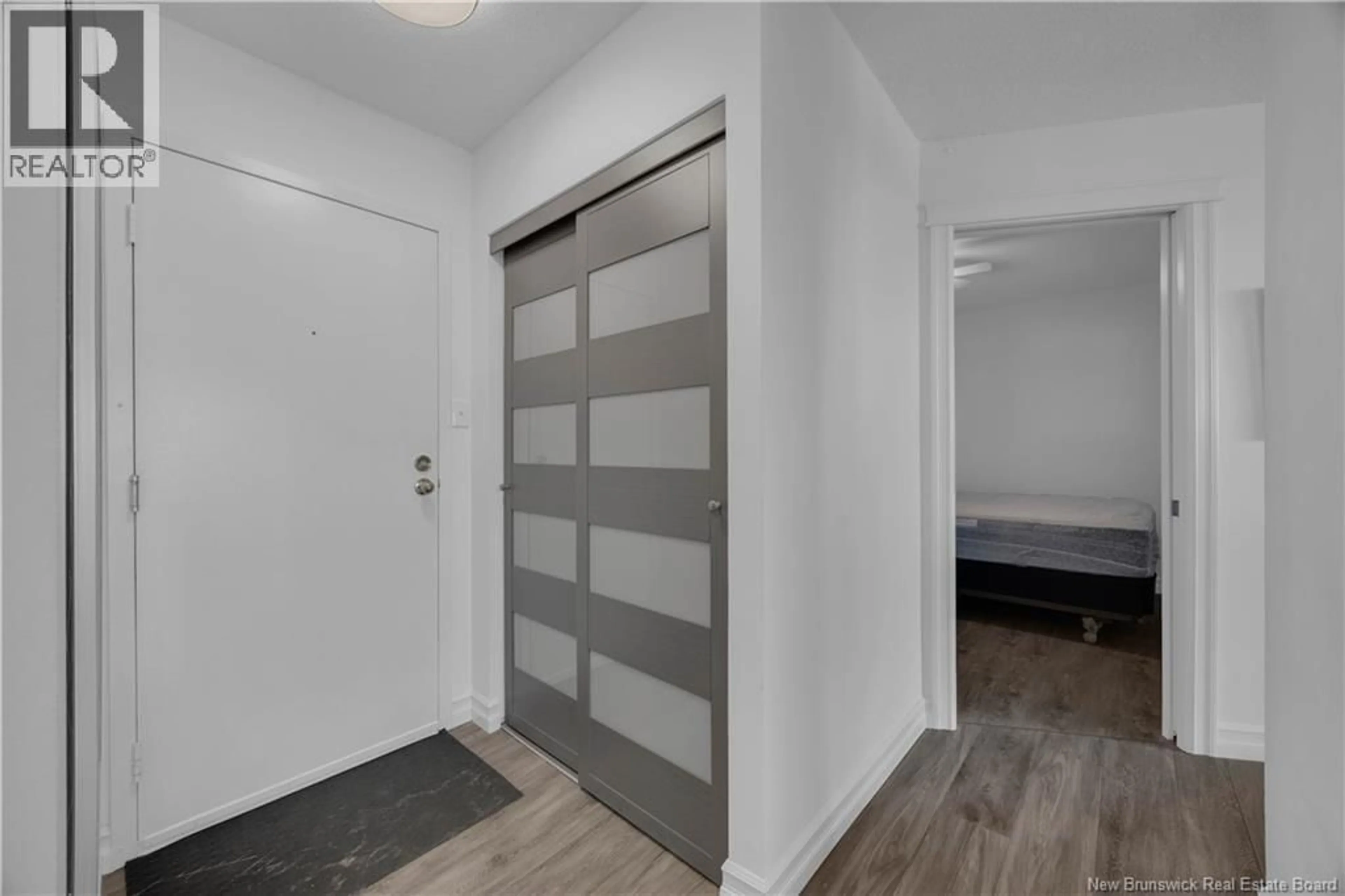 Indoor entryway for 1003 - 310 WOODWARD AVENUE, Saint John New Brunswick E2K2L1