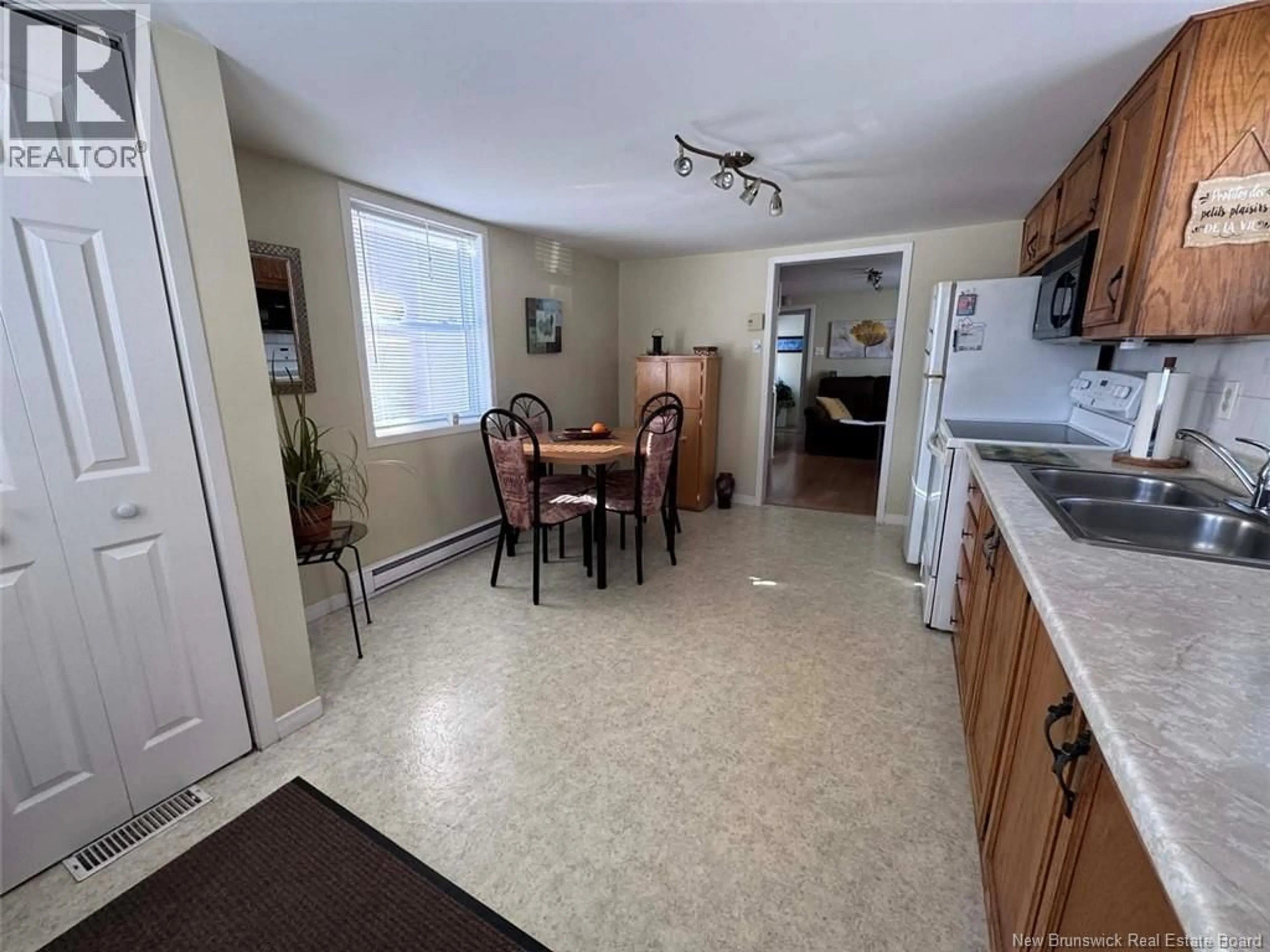 A pic of a room for 38 39TH AVENUE, Edmundston New Brunswick E3V2X2