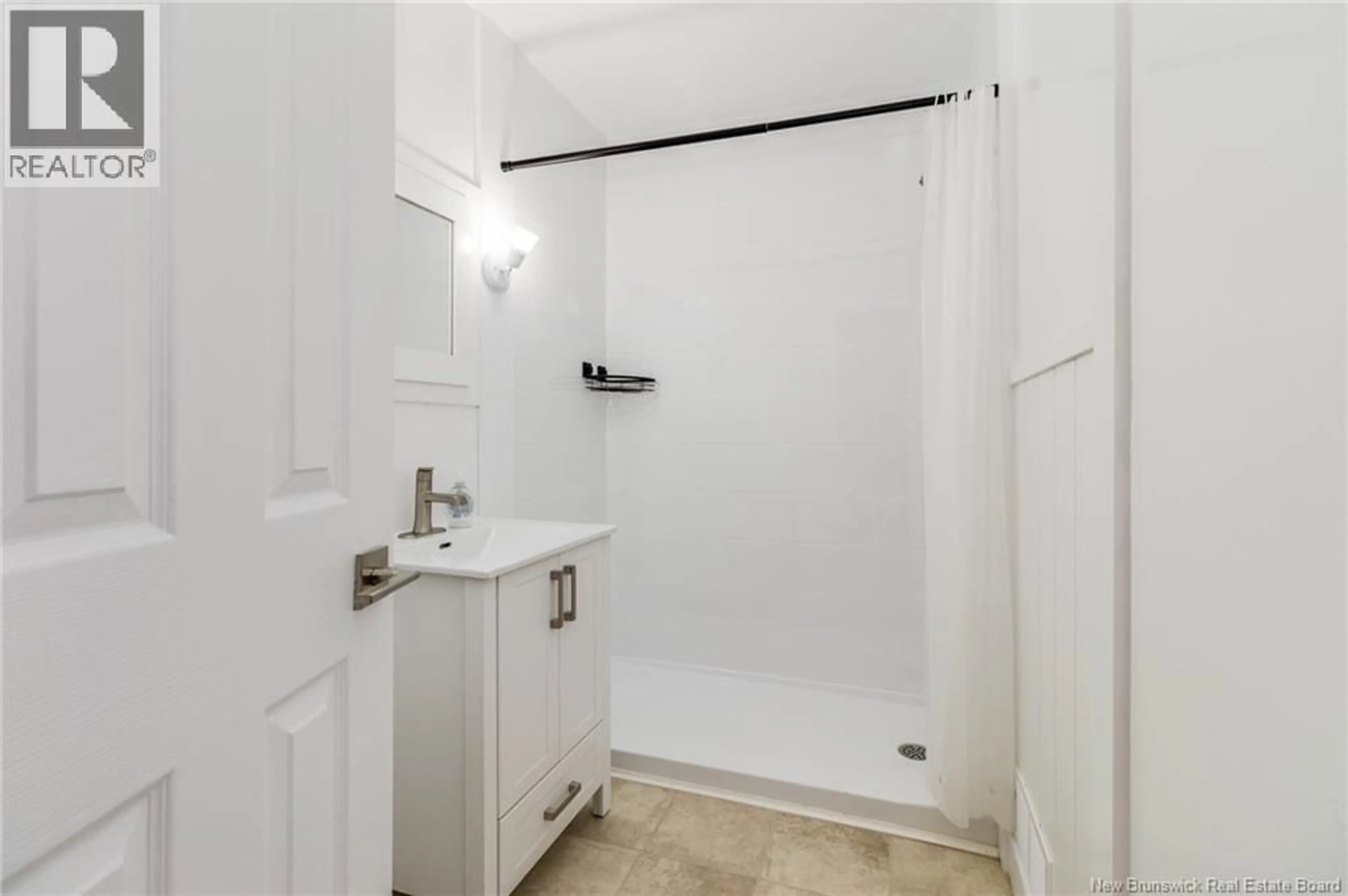 Standard bathroom, unknown for 155 WALLACE AVENUE, Fredericton New Brunswick E3A2J9