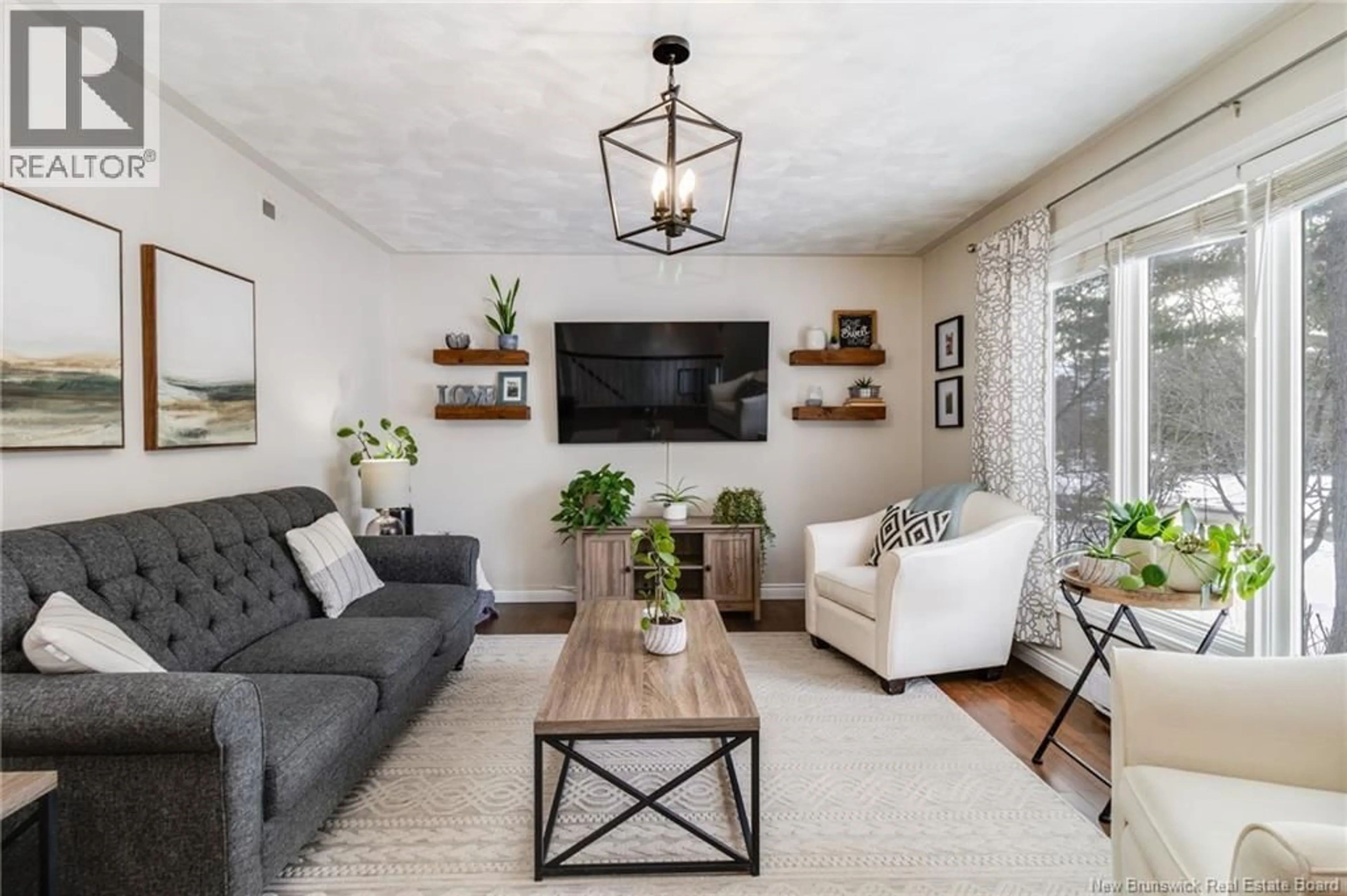 Living room with furniture, unknown for 7 SOMERSET DRIVE, Hanwell New Brunswick E3C1M8