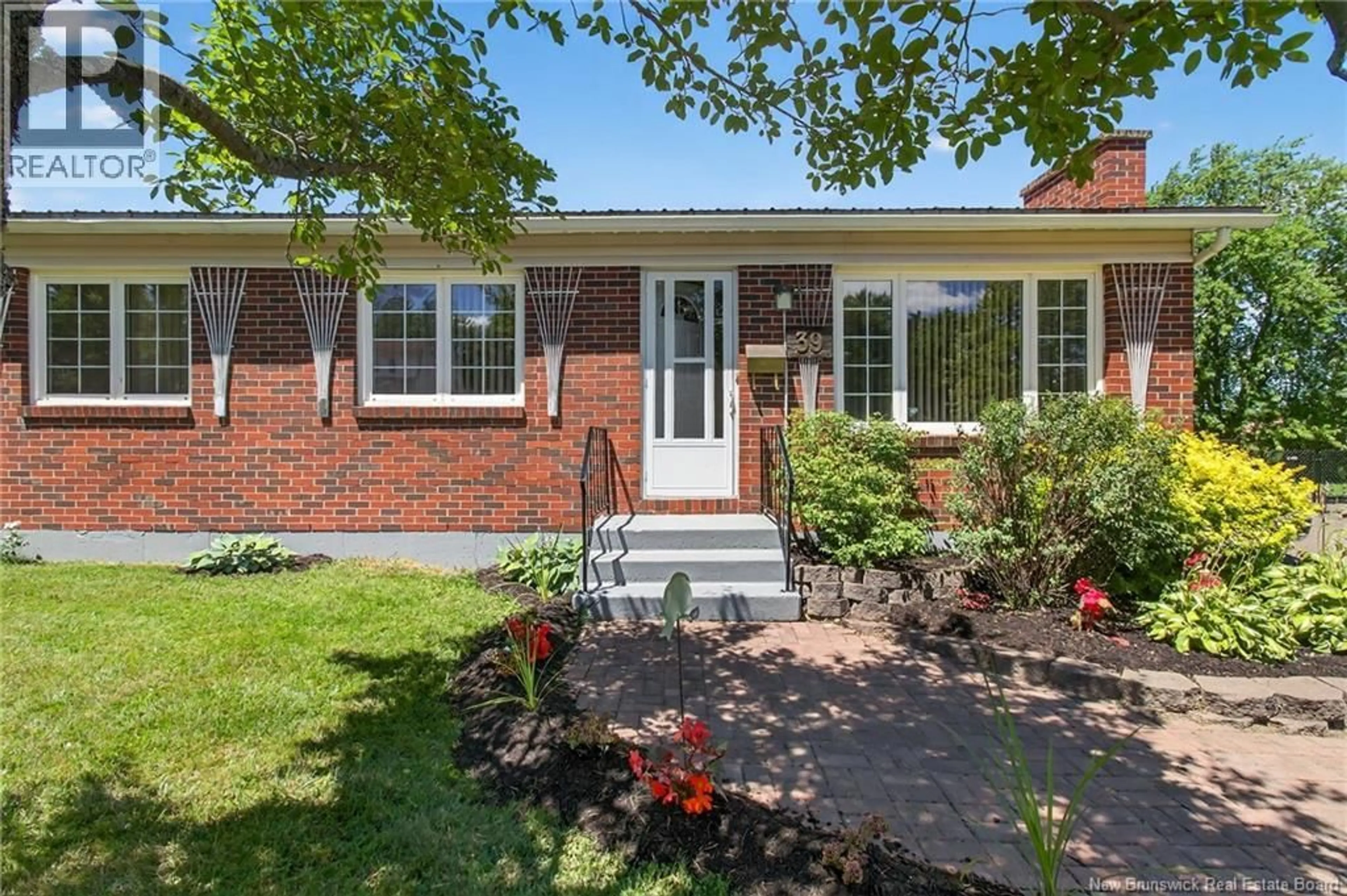 Home with brick exterior material, street for 39 LAURELLE AVENUE, Moncton New Brunswick E1G1G2