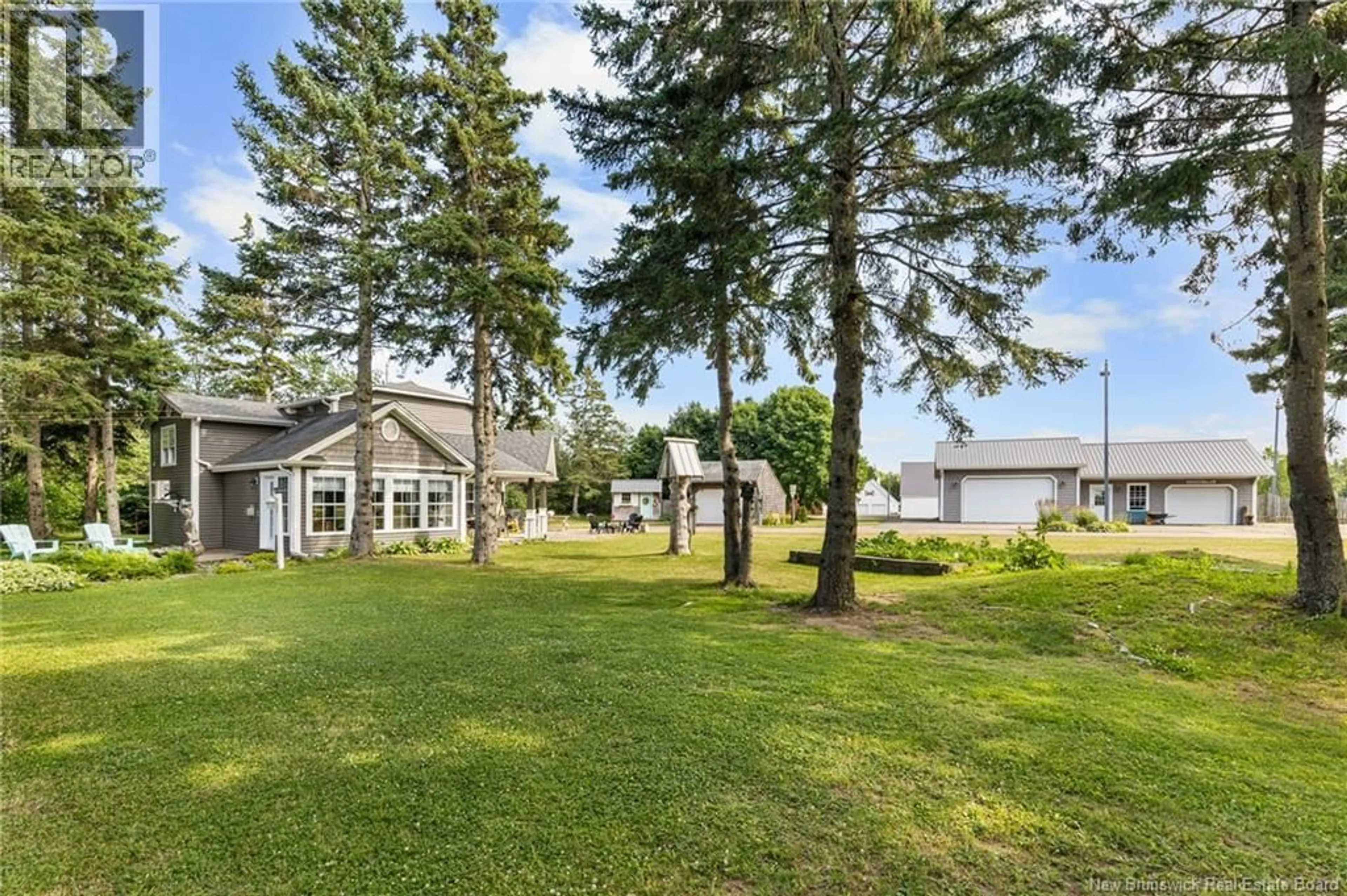 Patio, water/lake/river/ocean view for 30 DOIRON, Grand-Barachois New Brunswick E4P7K1