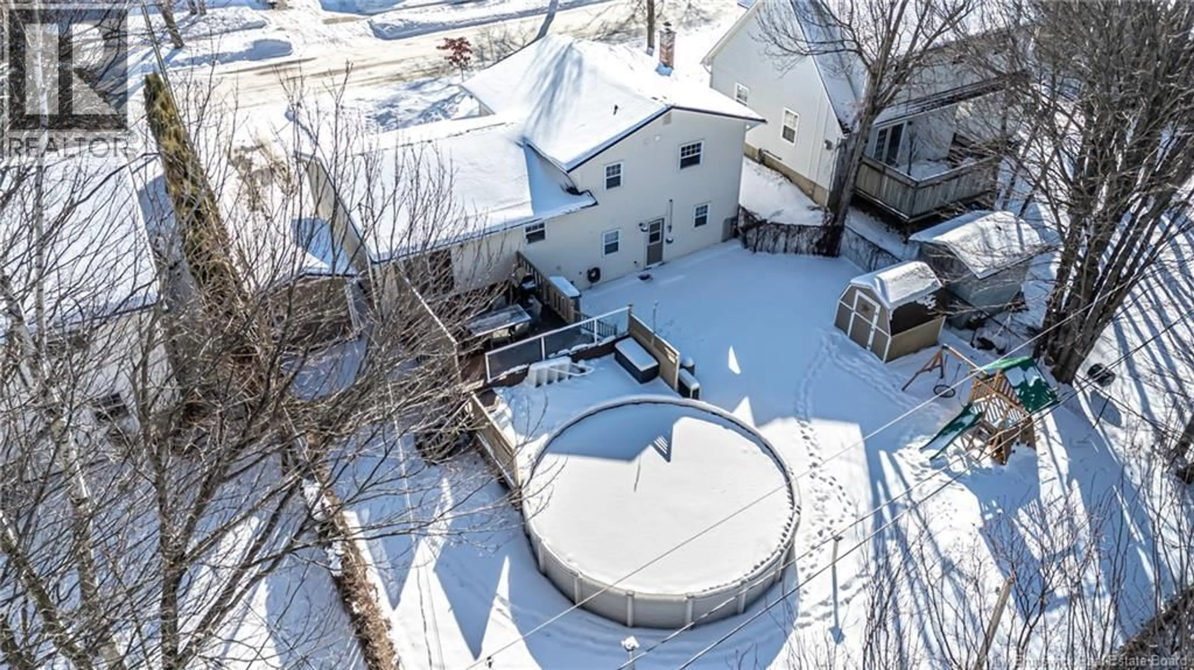 A pic from outside/outdoor area/front of a property/back of a property/a pic from drone, street for 431 CHERRY AVENUE, Fredericton New Brunswick E3A5L2