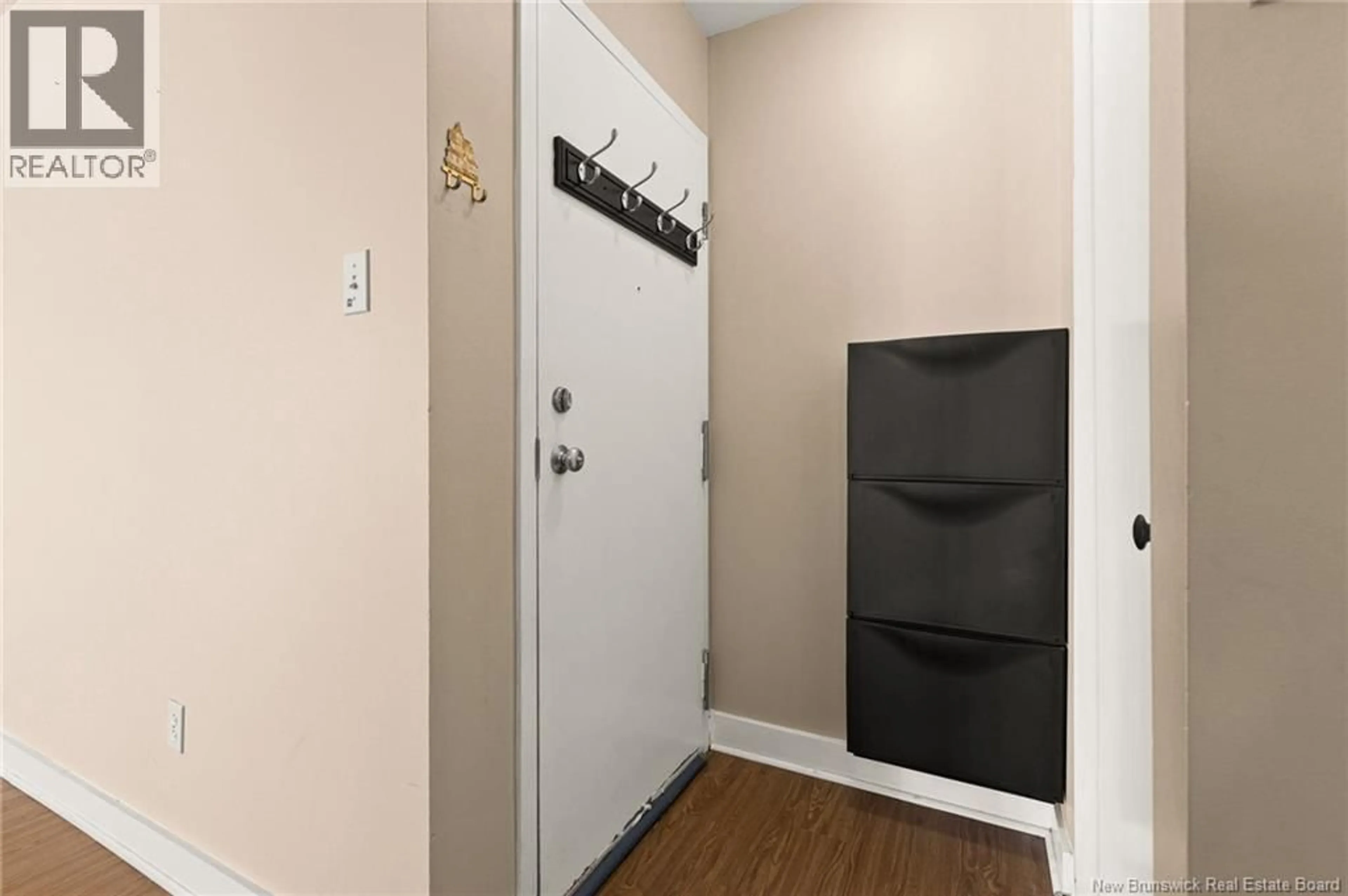Indoor entryway for 4 - 72 KENDRA ST, Moncton New Brunswick E1C4J9