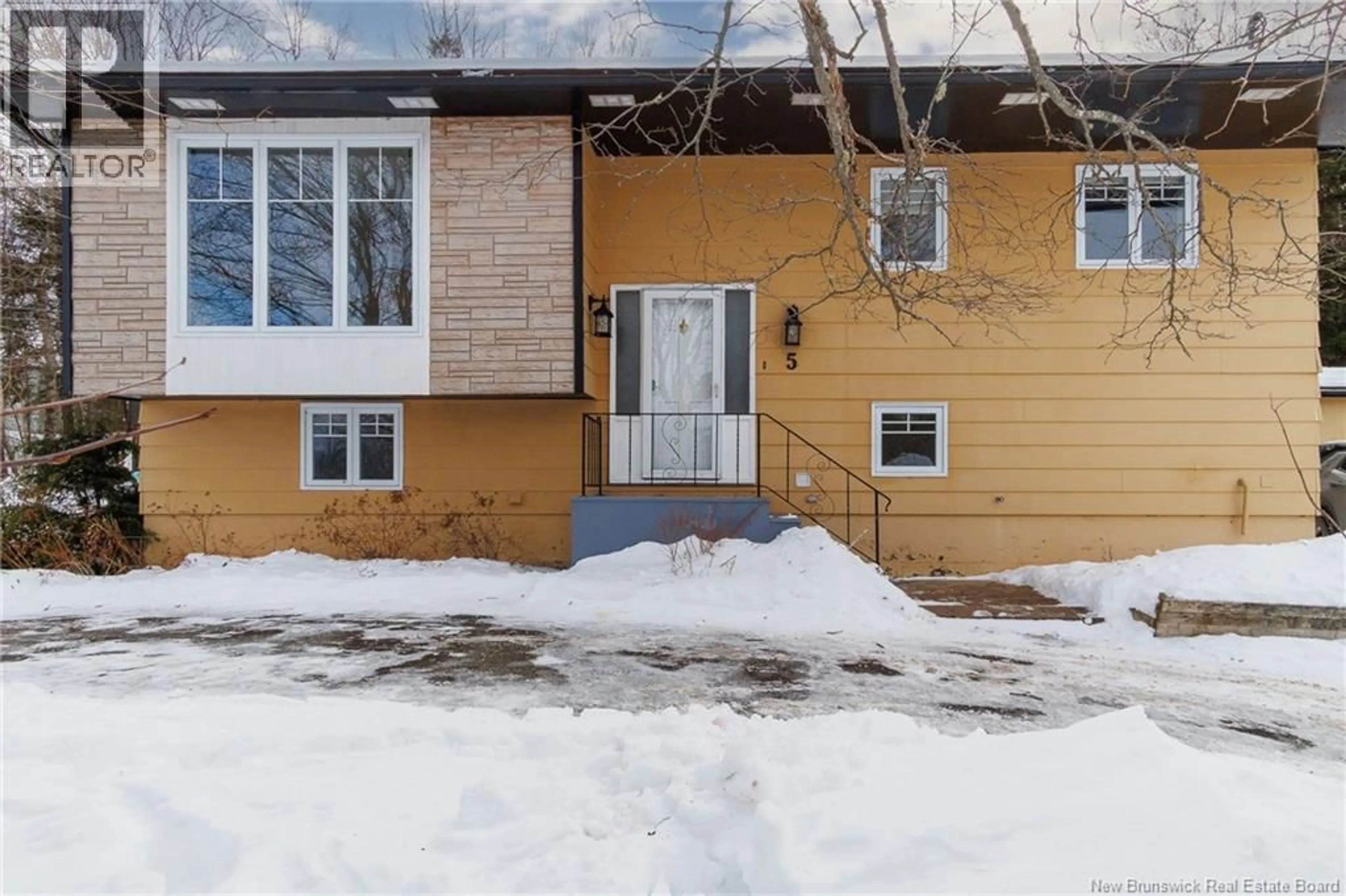 Unknown for 5 BIRCHEE DRIVE, Grand Bay-Westfield New Brunswick E5K3E2