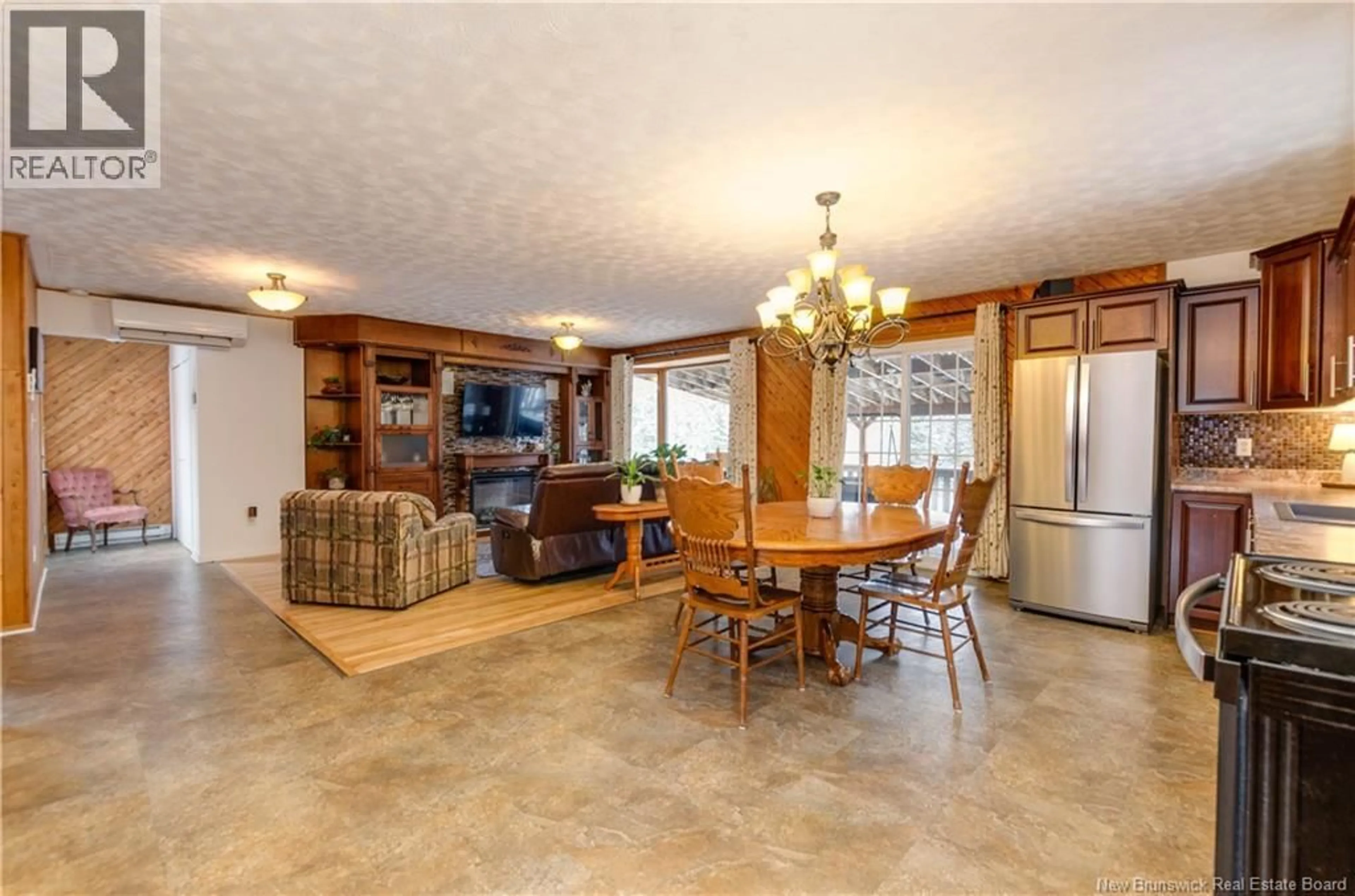 Open concept kitchen, ceramic/tile floor for 6099 ROUTE 116, Harcourt New Brunswick E4T4M7
