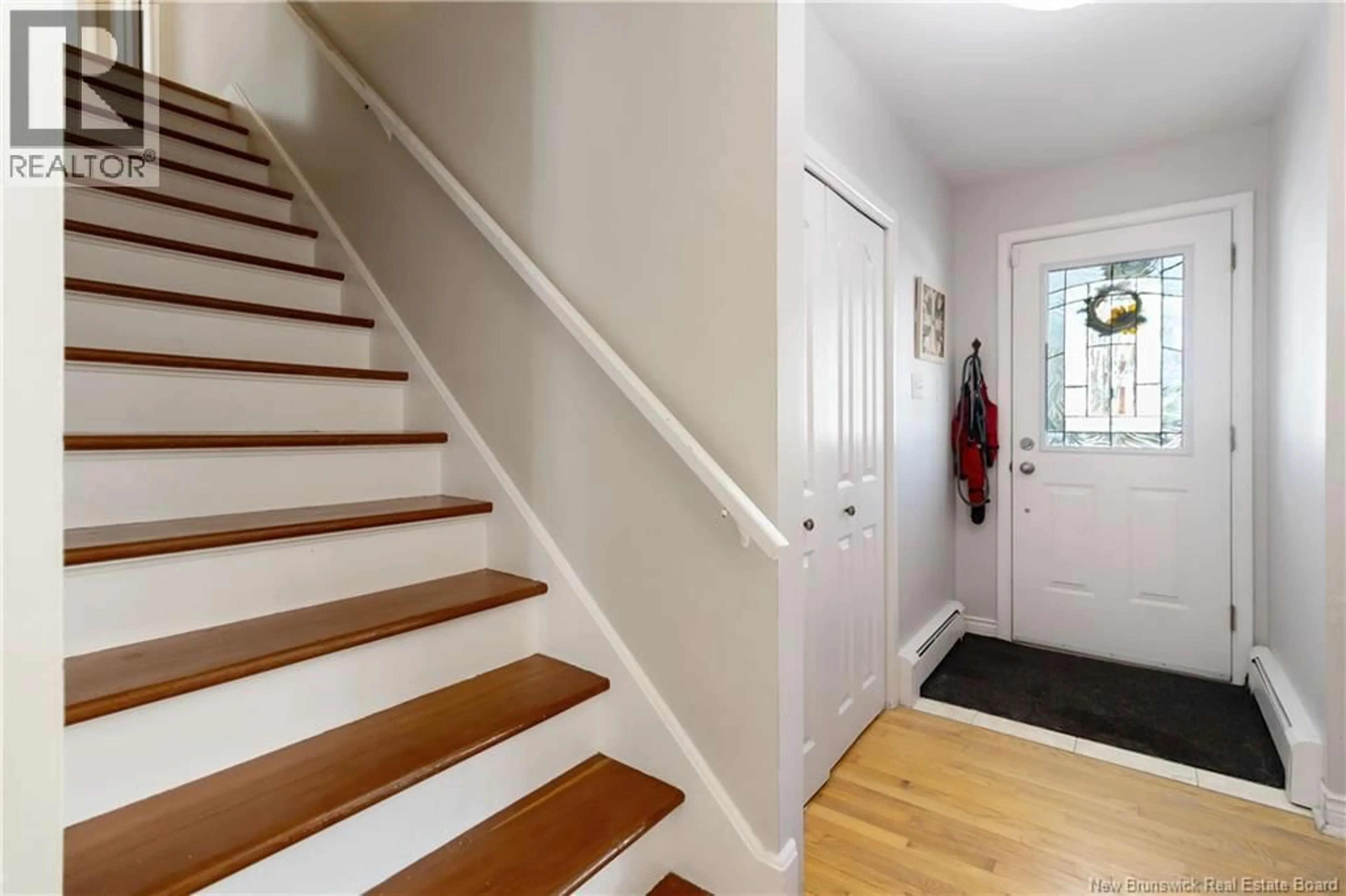 Indoor entryway for 341 ELMORE COURT, Riverview New Brunswick E1B2L3