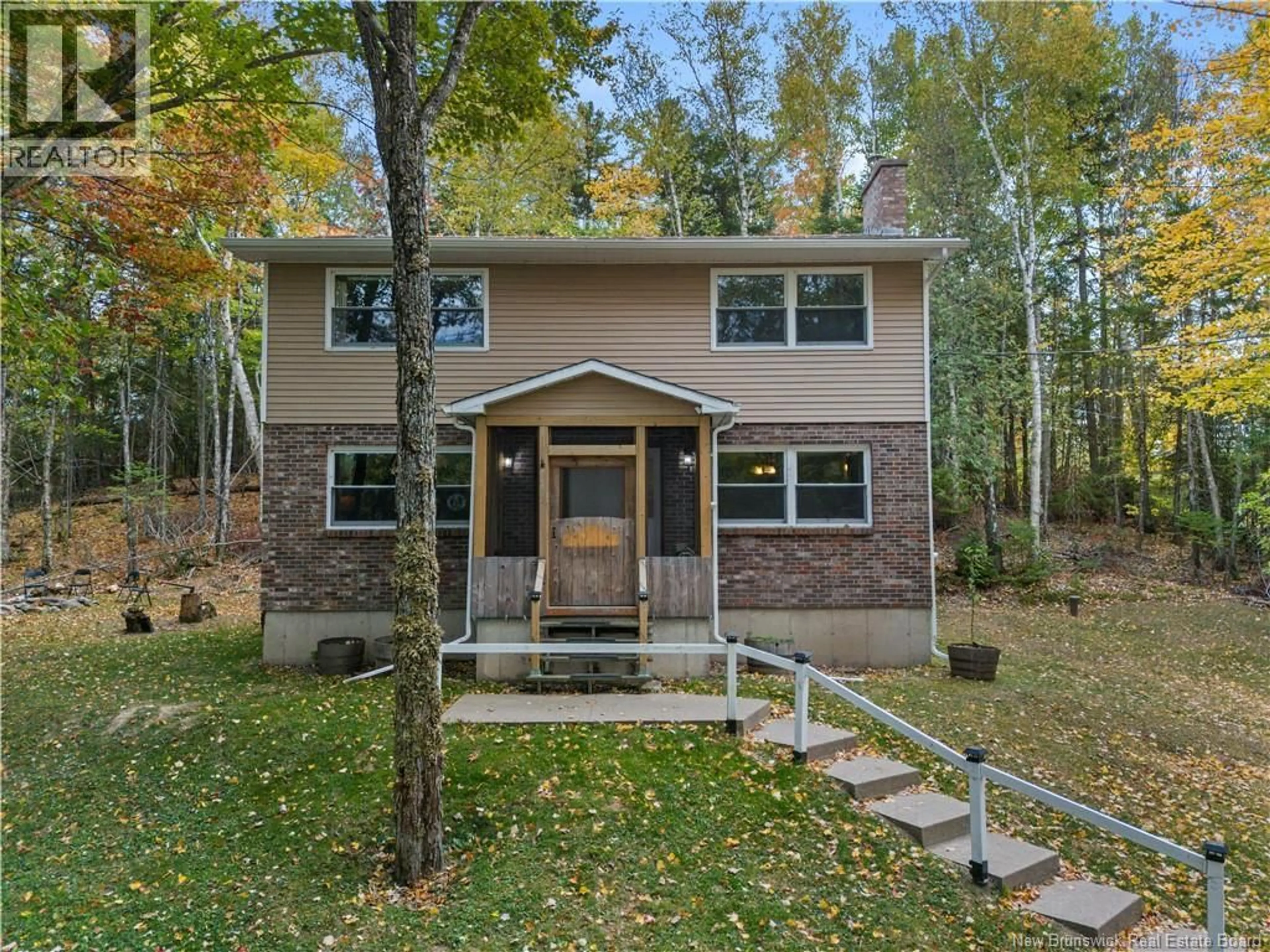 Home with vinyl exterior material, unknown for 493 CHARTERS SETTLEMENT ROAD, Charters Settlement New Brunswick E3C1T9