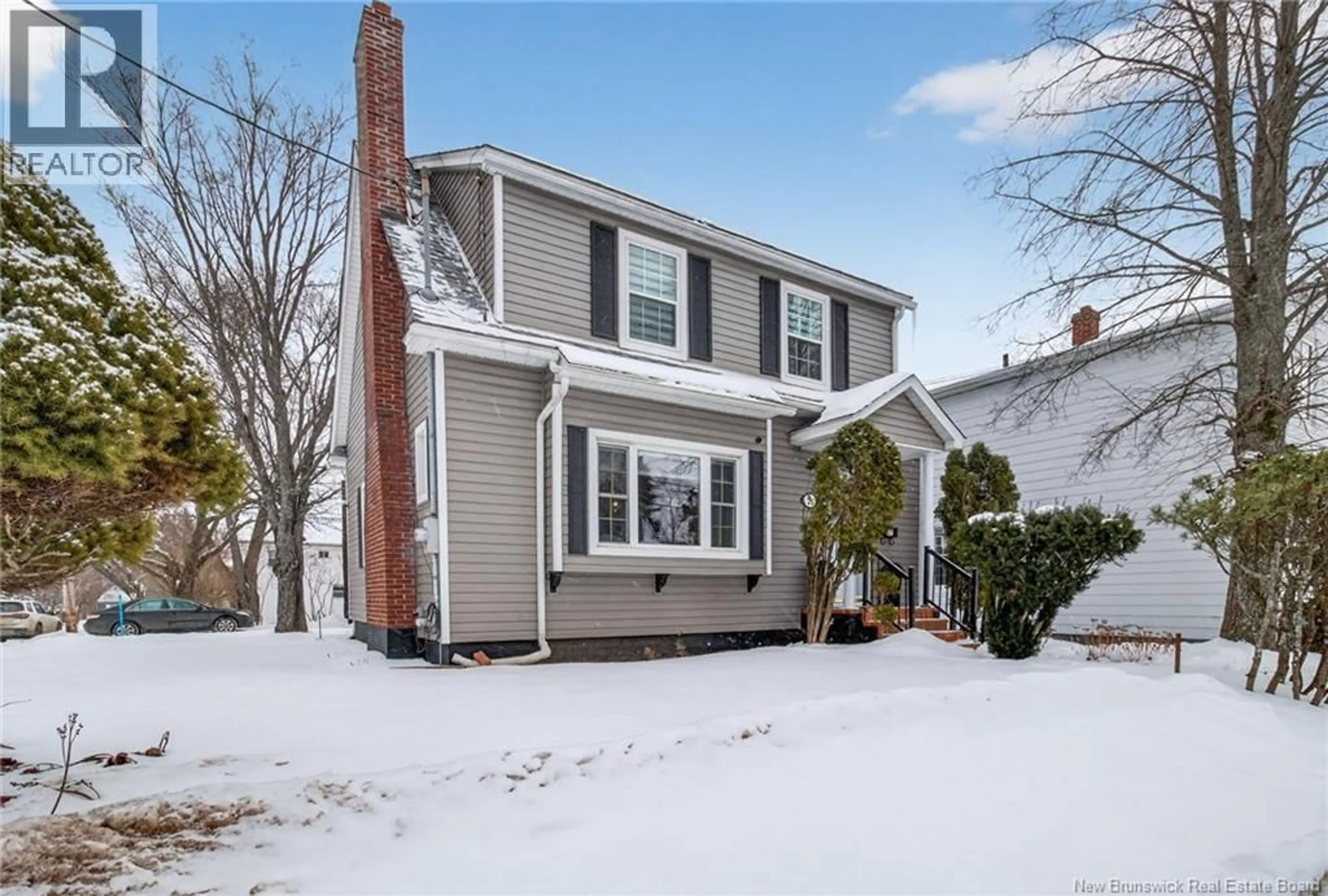 Home with vinyl exterior material, street for 113 MAPLE STREET, Moncton New Brunswick E1C6A2