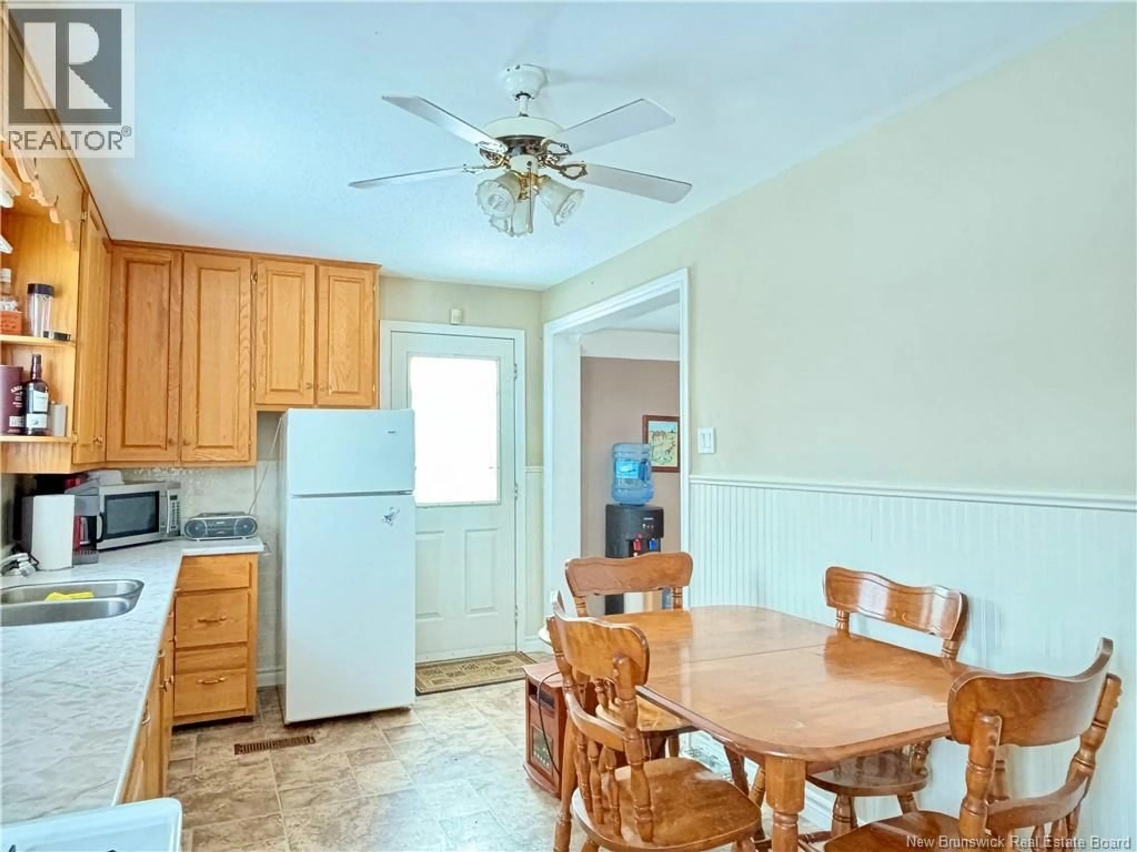 Standard kitchen, unknown for 840 BARNABY ROAD, Barnaby New Brunswick E1N6G3