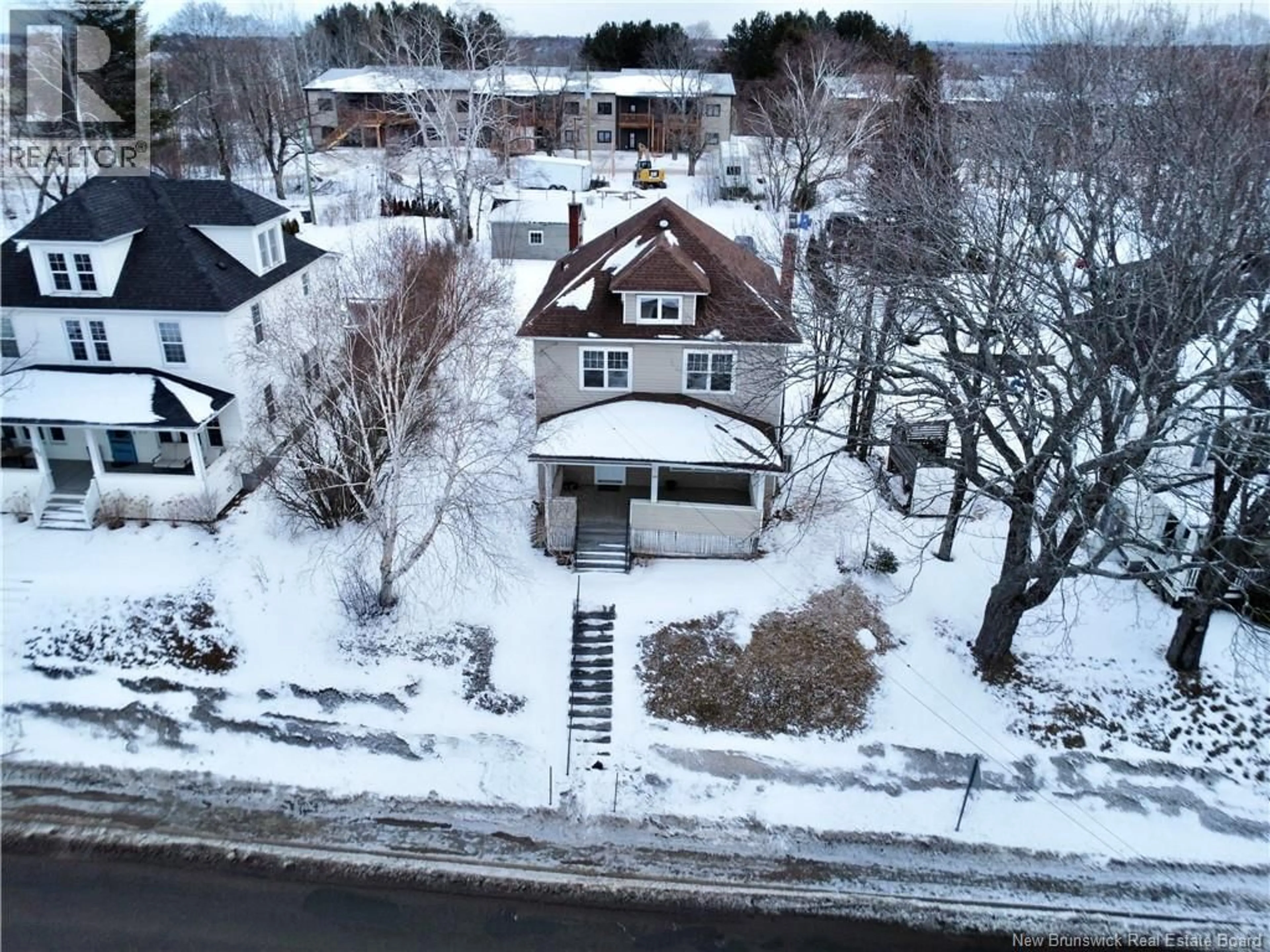 A pic from outside/outdoor area/front of a property/back of a property/a pic from drone, street for 745 MURRAY AVENUE, Bathurst New Brunswick E2A1V3