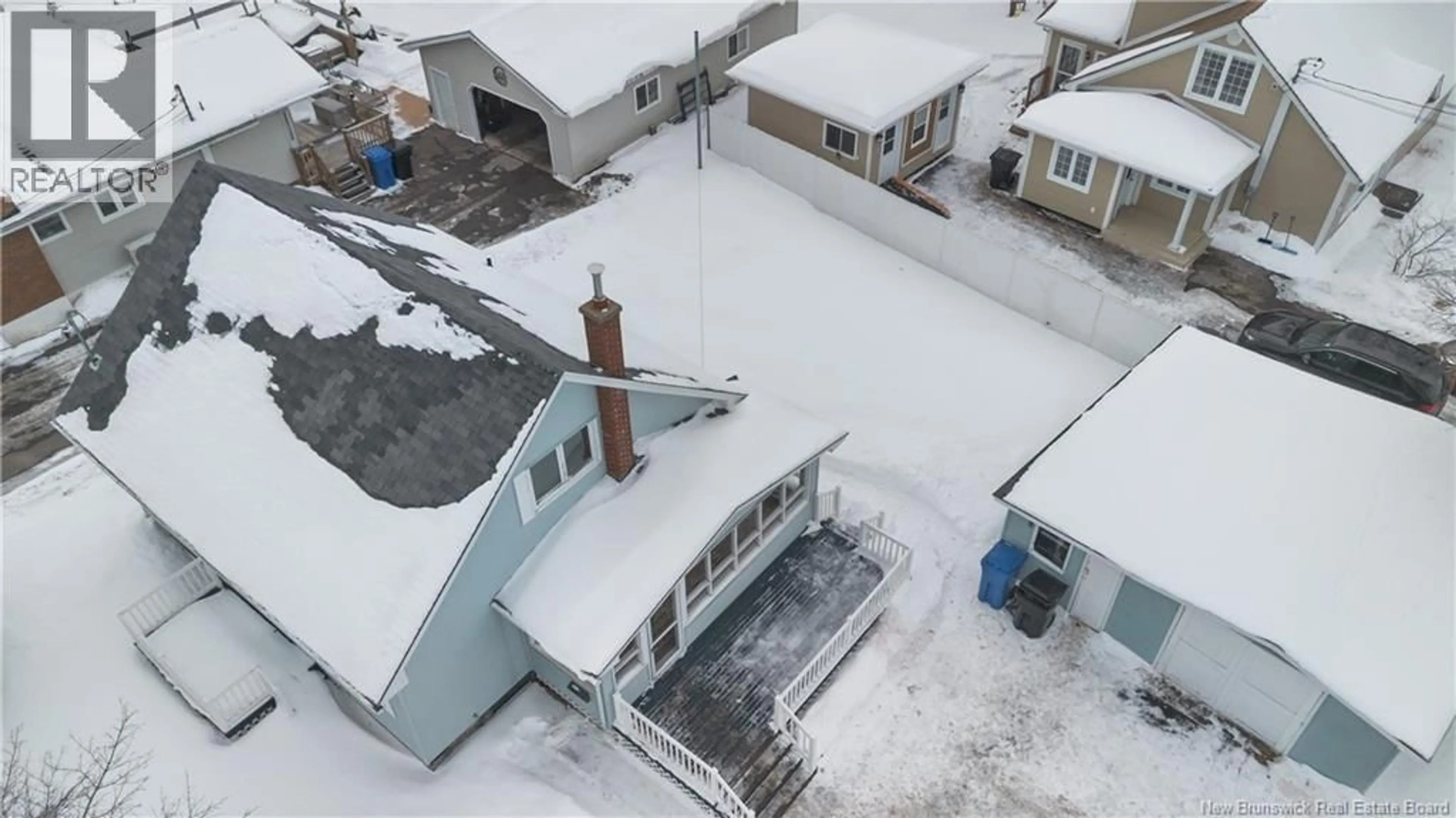 A pic from outside/outdoor area/front of a property/back of a property/a pic from drone, building for 1720 ROUGH WATER DRIVE, Bathurst New Brunswick E2A1Z8