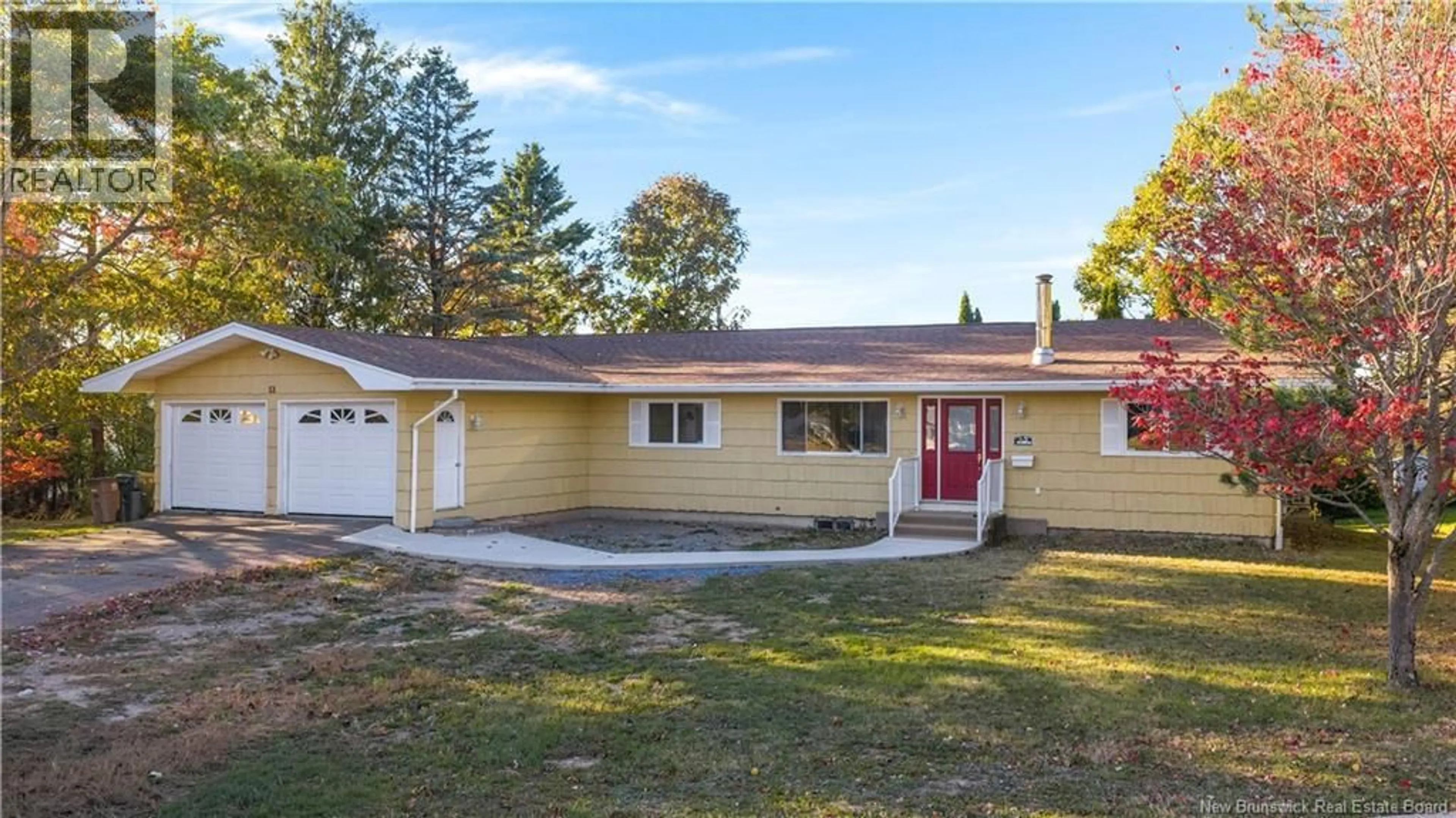 Home with vinyl exterior material, street for 53 HILL HEIGHTS ROAD, Saint John New Brunswick E2K2G8