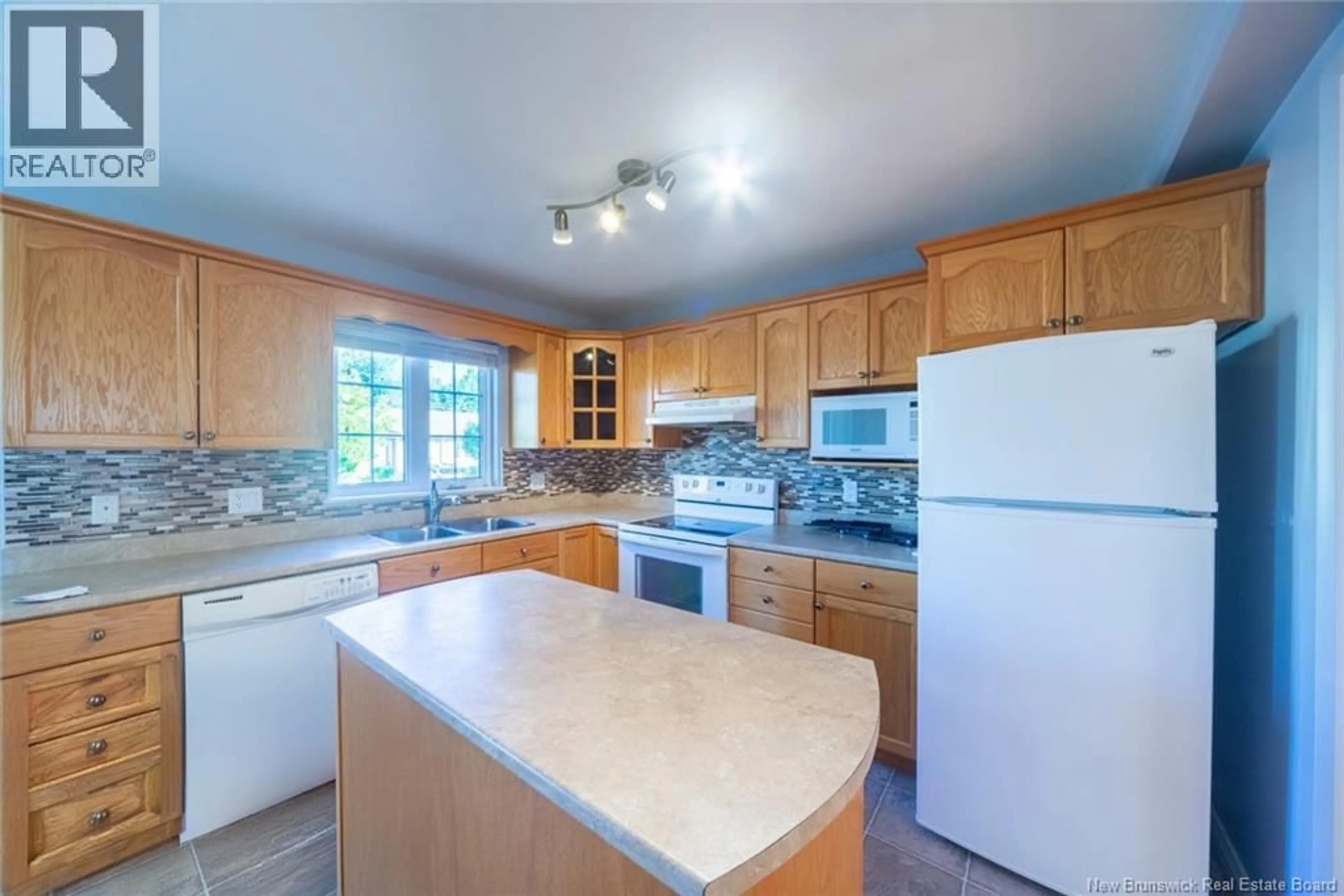 Standard kitchen, unknown for 159 DAMIEN, Dieppe New Brunswick E1A0G2