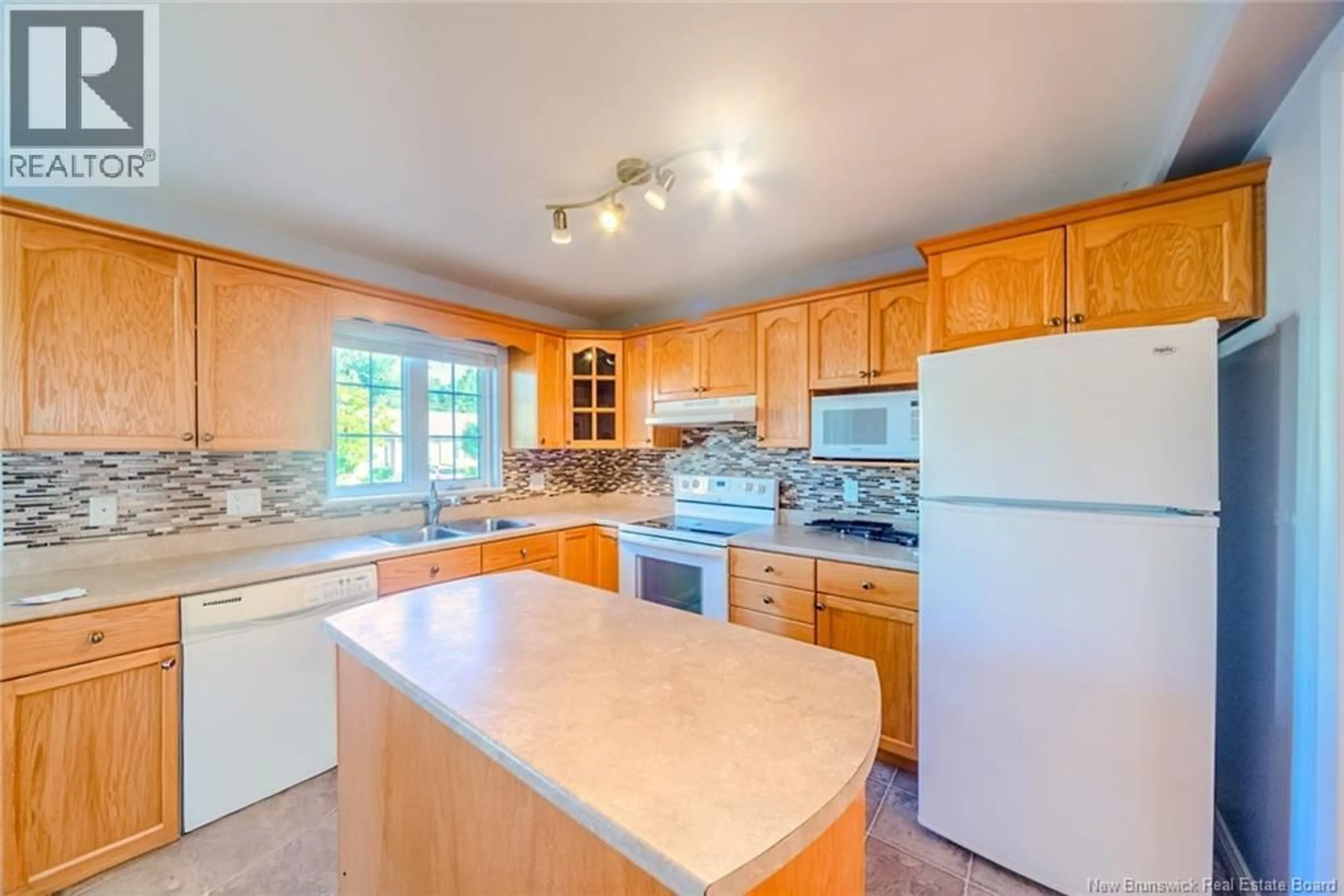 Standard kitchen, unknown for 159 DAMIEN, Dieppe New Brunswick E1A0G2