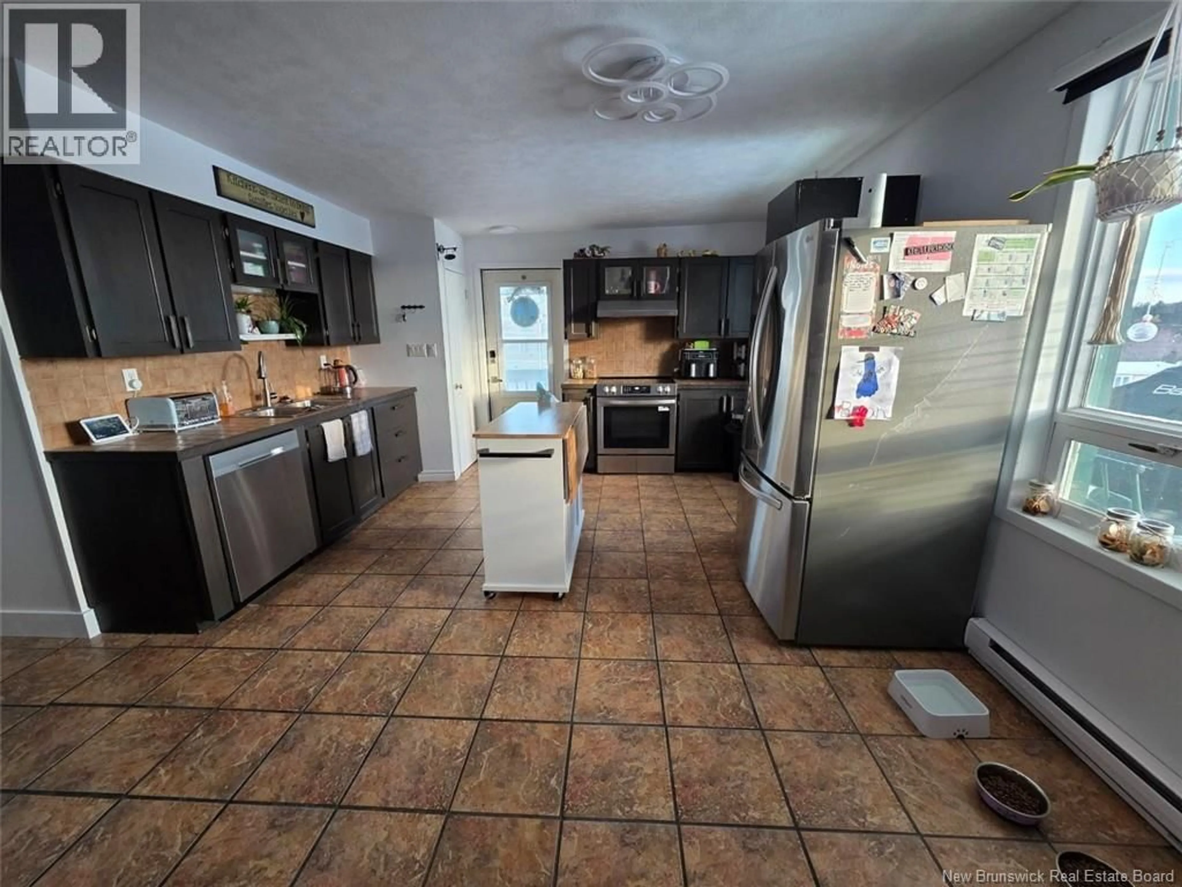 Standard kitchen, ceramic/tile floor for 32 CORNO STREET, Saint-Basile New Brunswick E7C1P7
